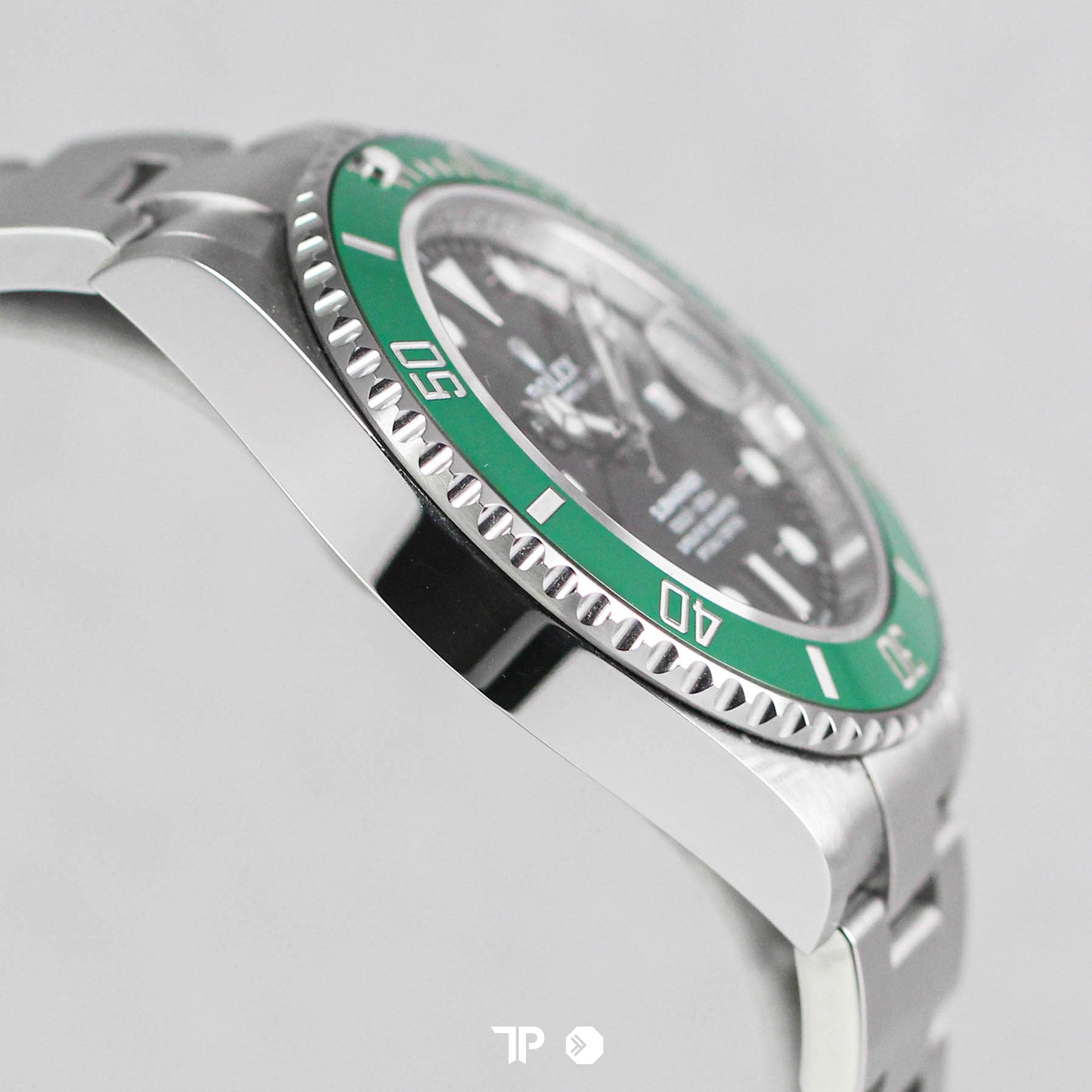 Submariner Starbucks (2022)