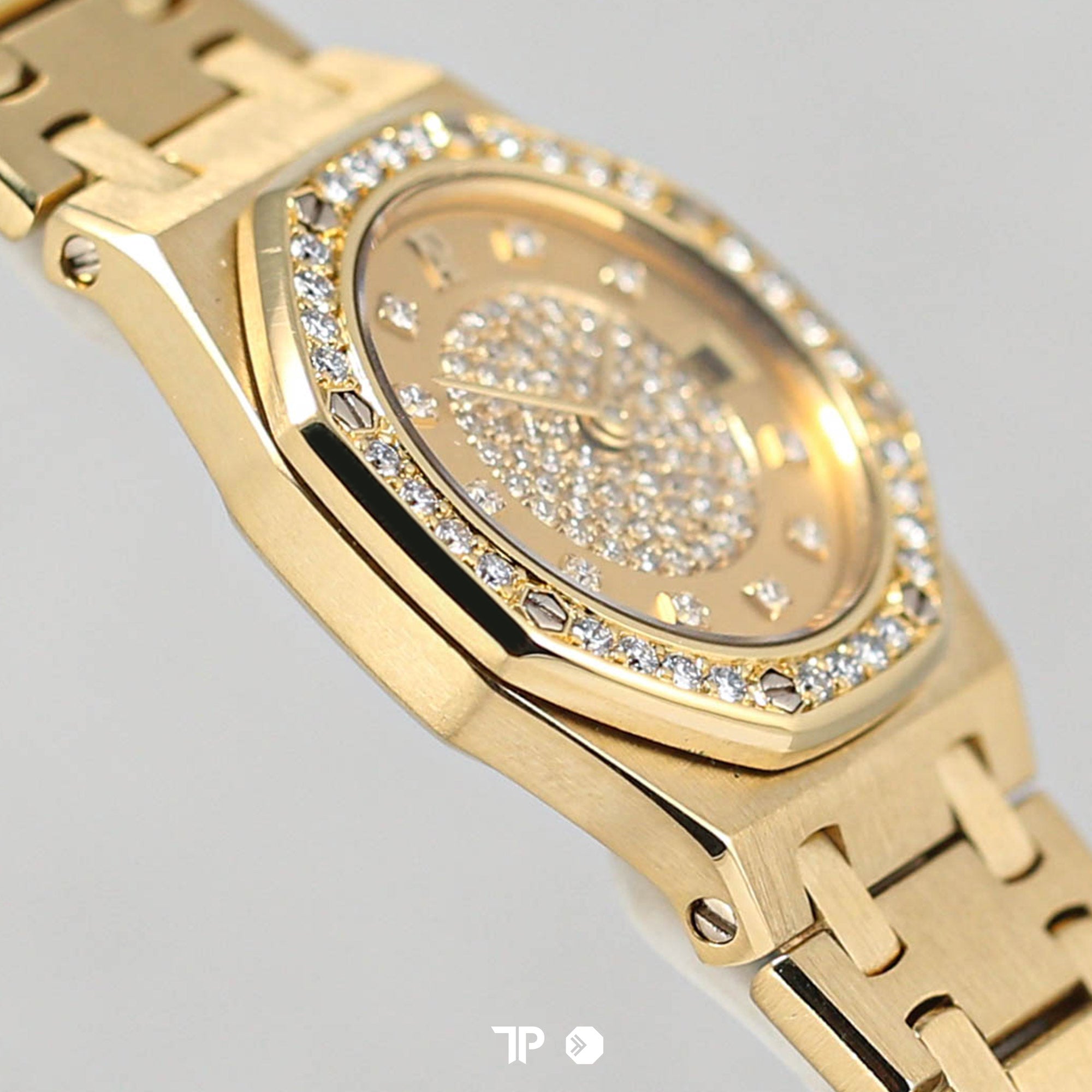 Royal Oak Ladies 28mm Quartz Diamond Index and Dial Yellow Gold