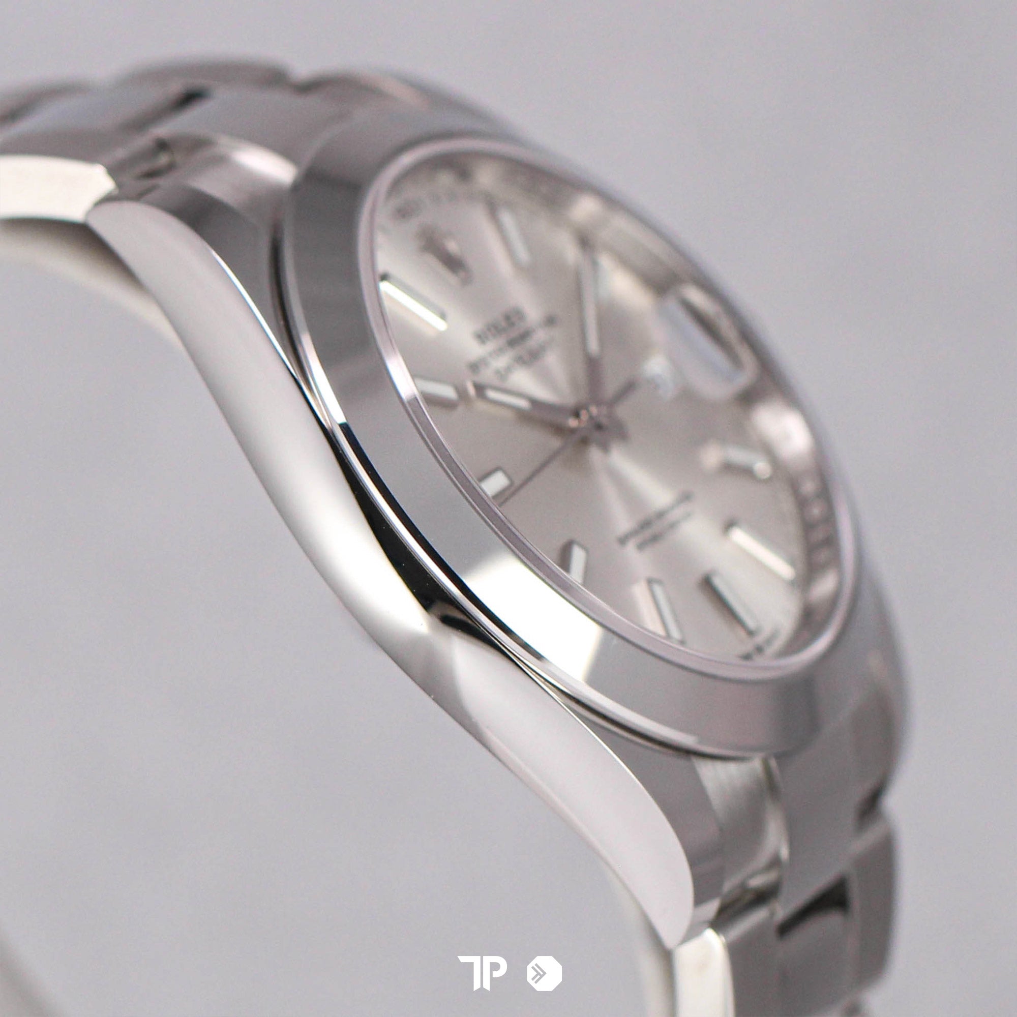 Datejust 41 Smooth Bezel Silver Dial (2021)