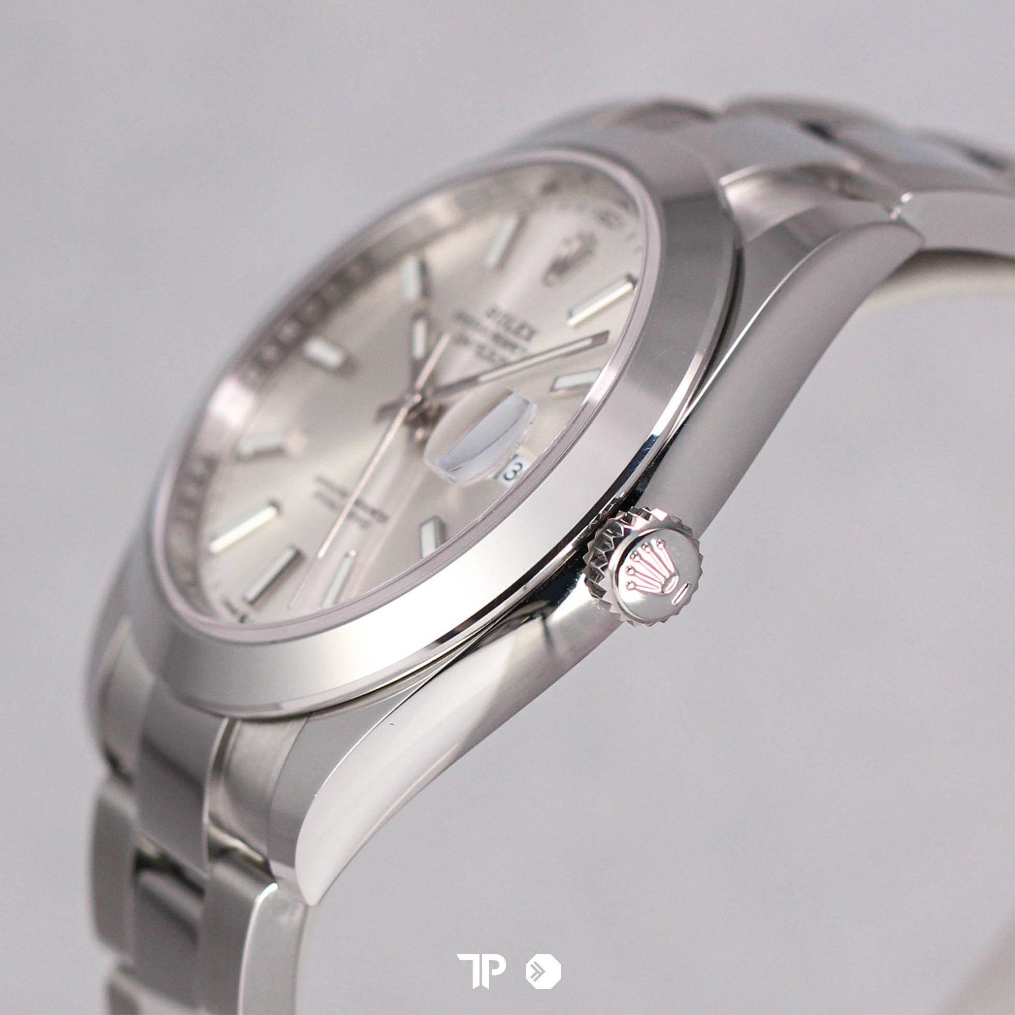 Datejust 41 Smooth Bezel Silver Dial (2021)