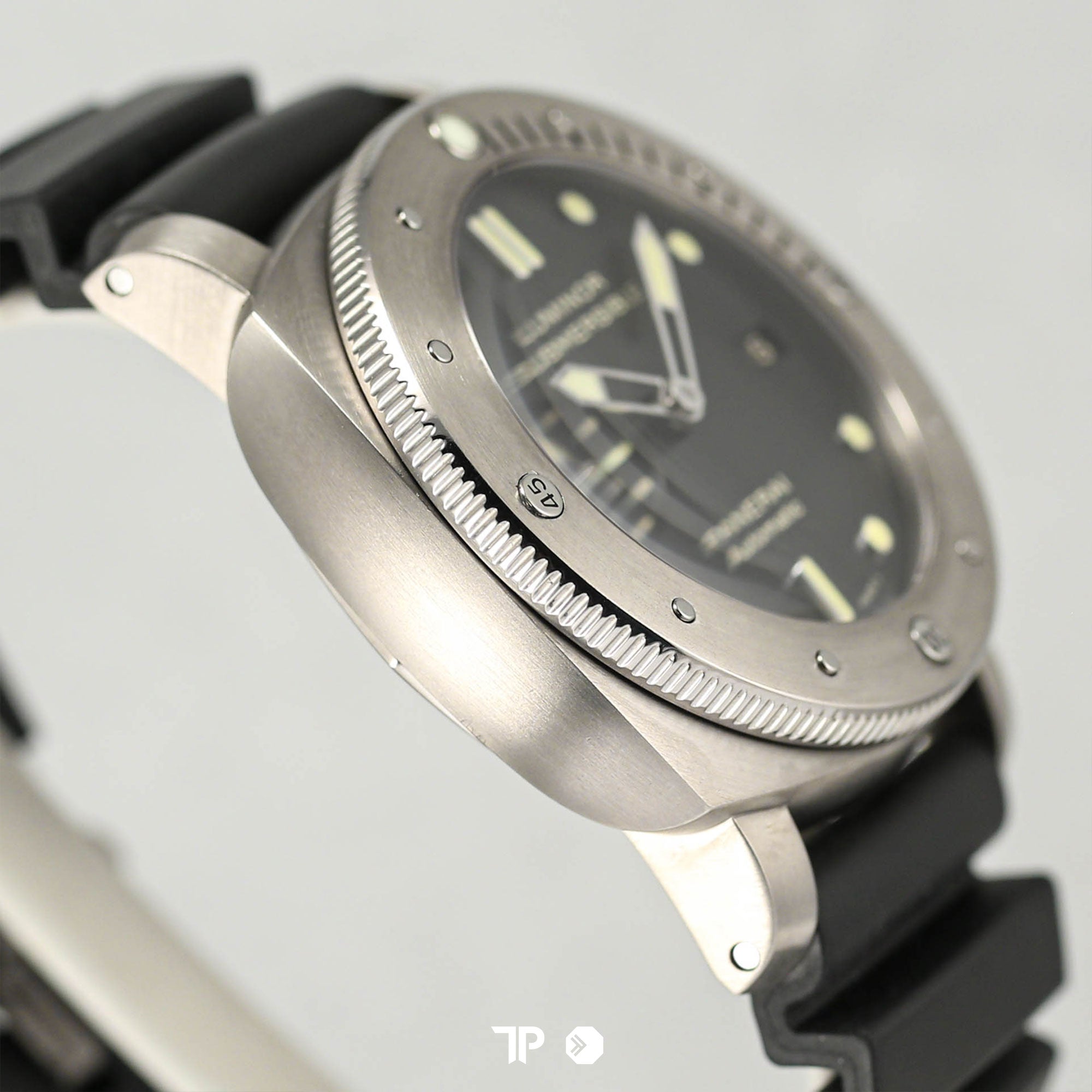 Submersible 47mm Titanium PAM 305 (2016)