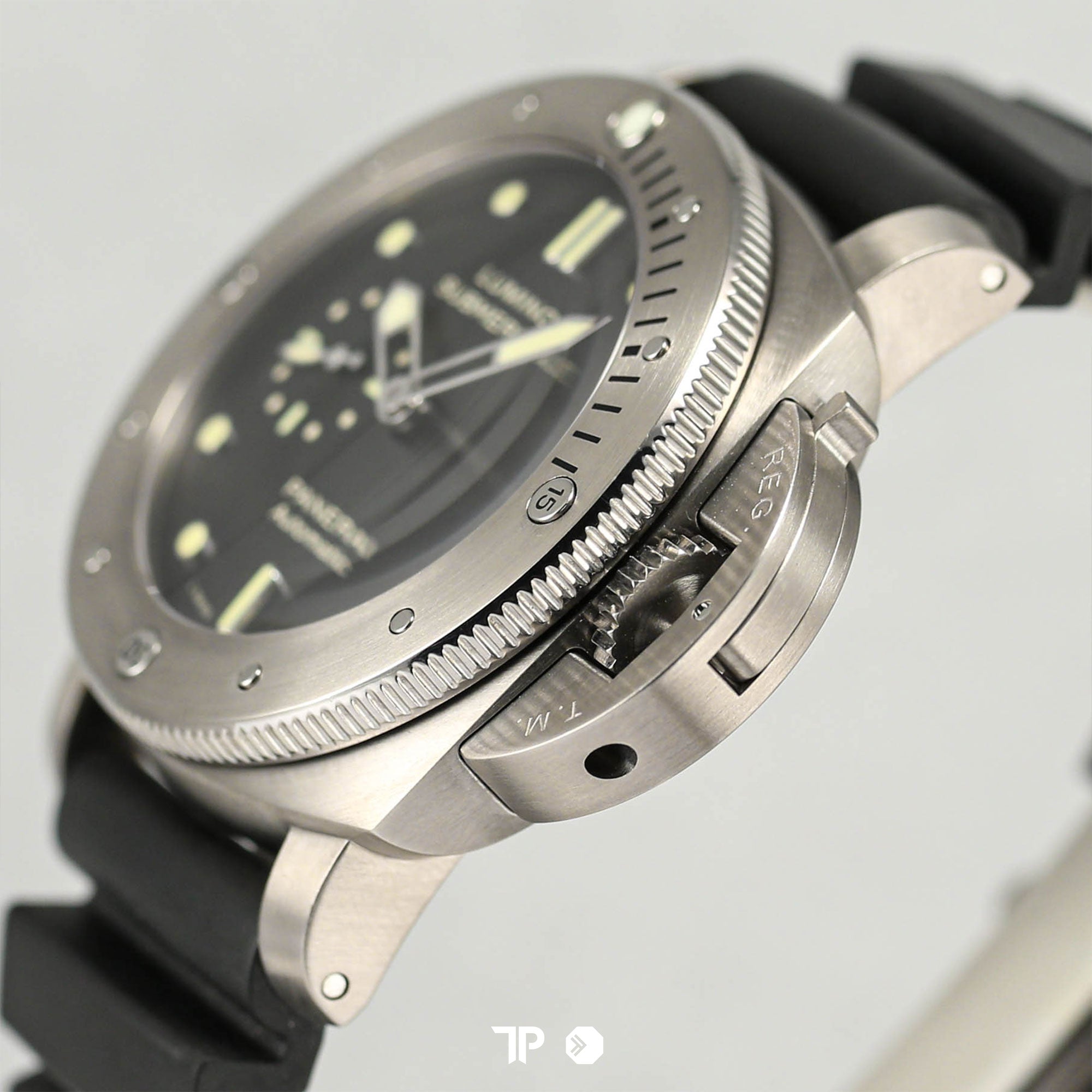 Submersible 47mm Titanium PAM 305 (2016)