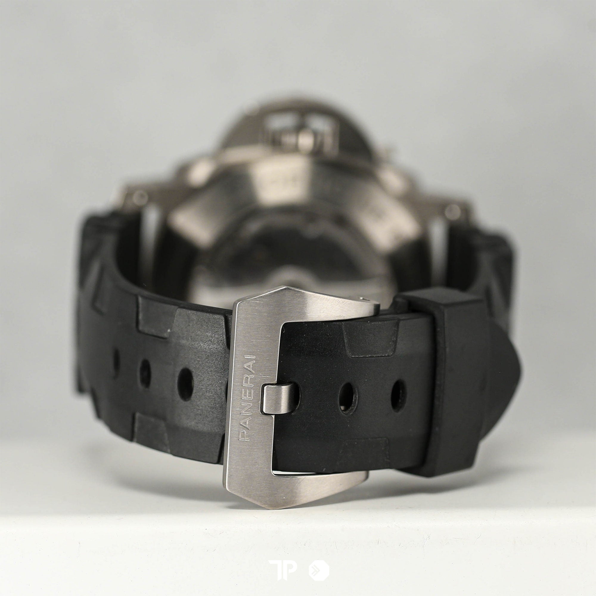 Submersible 47mm Titanium PAM 305 (2016)
