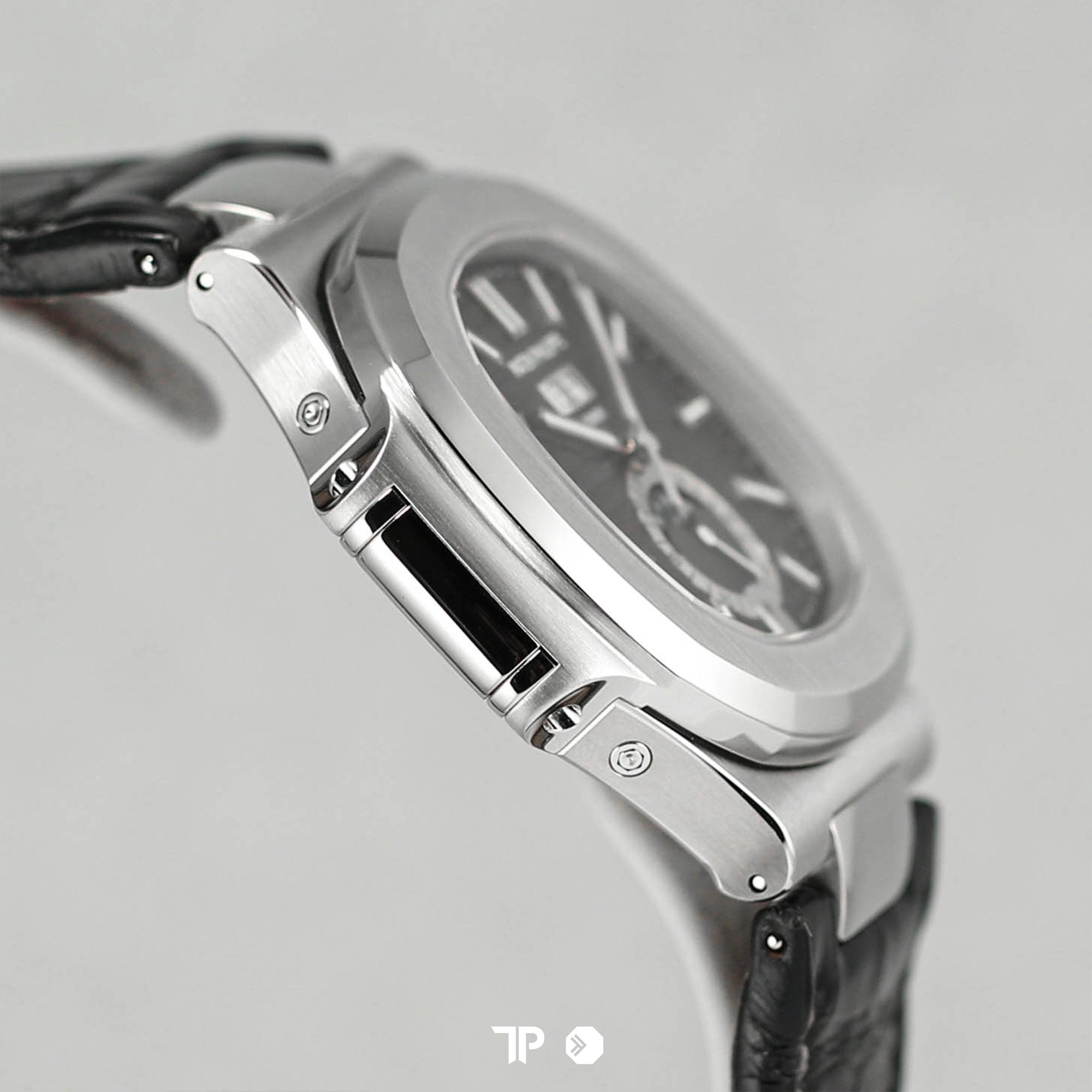 Nautilus 5726A Annual Calendar Moonphase (NEW 2024)