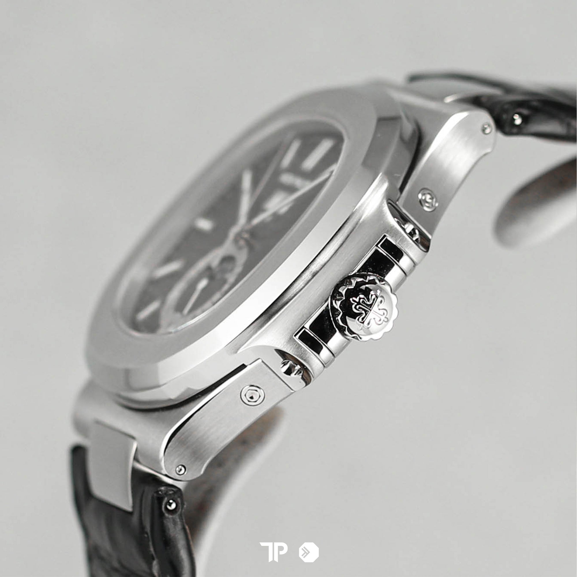 Nautilus 5726A Annual Calendar Moonphase (NEW 2024)