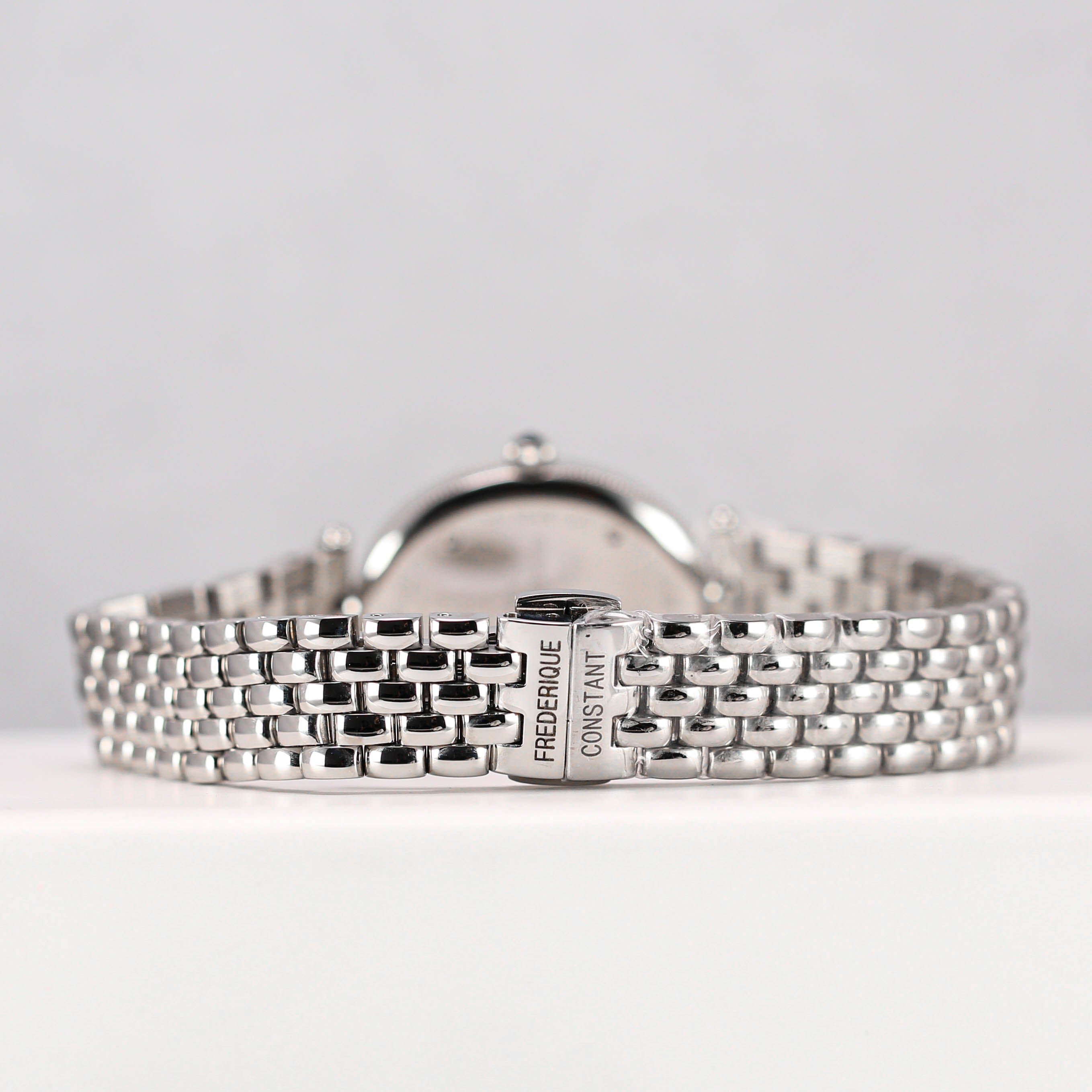 Art Déco Oval Diamond FC-200MPW2VD6B 30mm (2022)