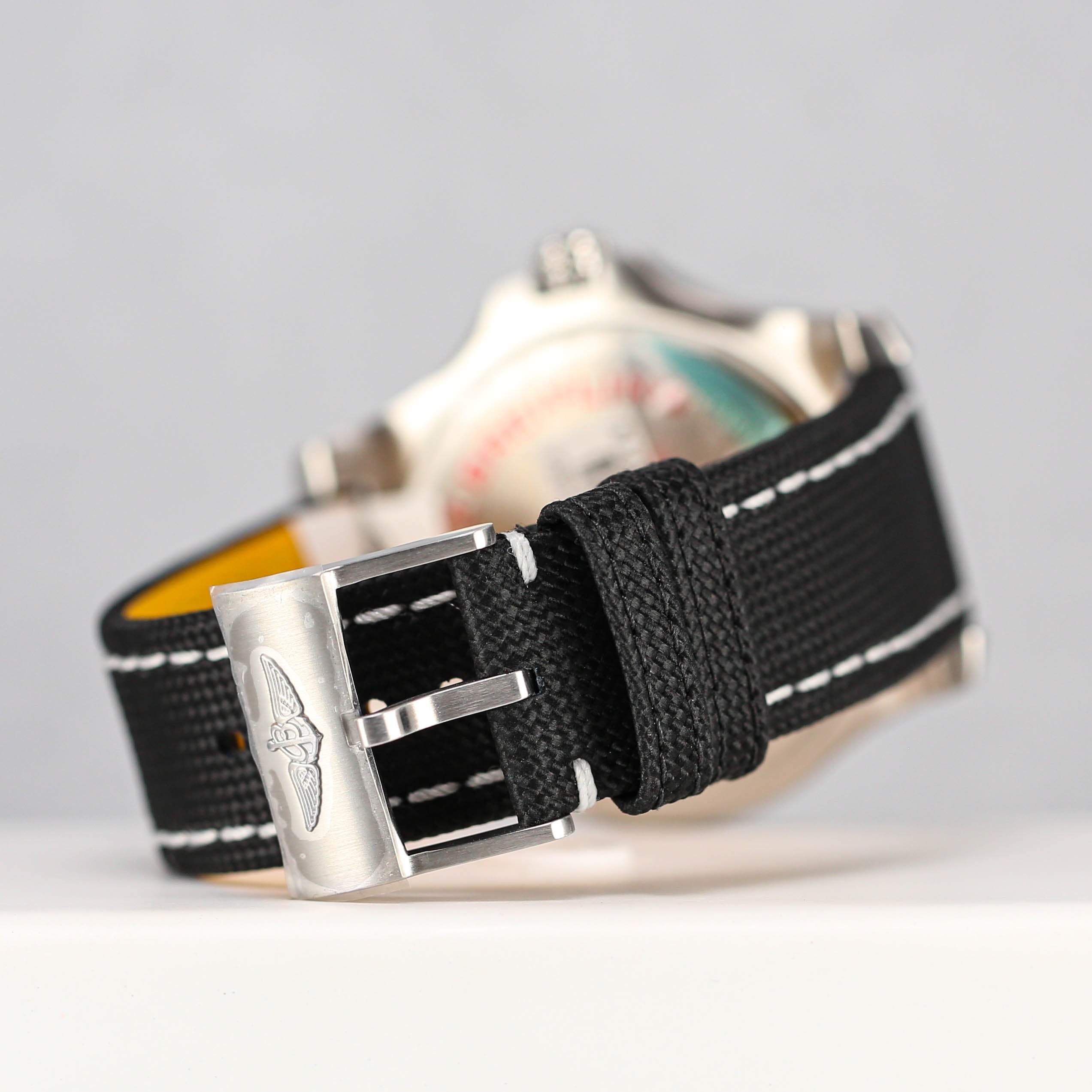 Avenger Automatic Black Leather 43mm (2023)