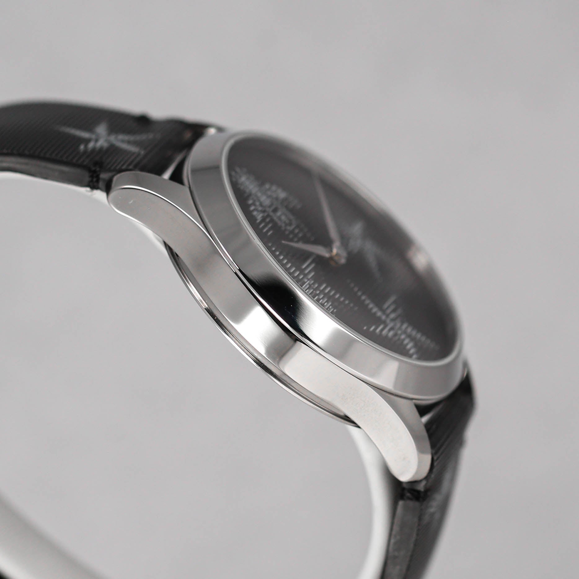 Timeless Hologram 38mm (2022)