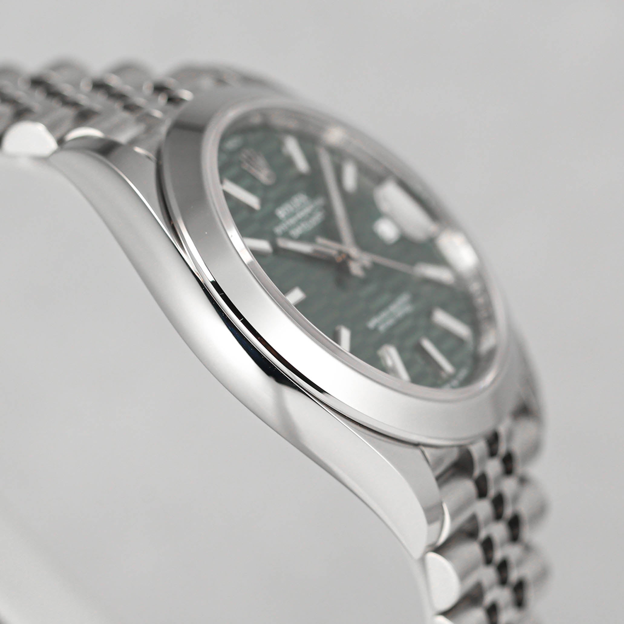 Datejust 41 Green Motif White Gold Fluted Bezel Jubilee Bracelet (NEW 2023)