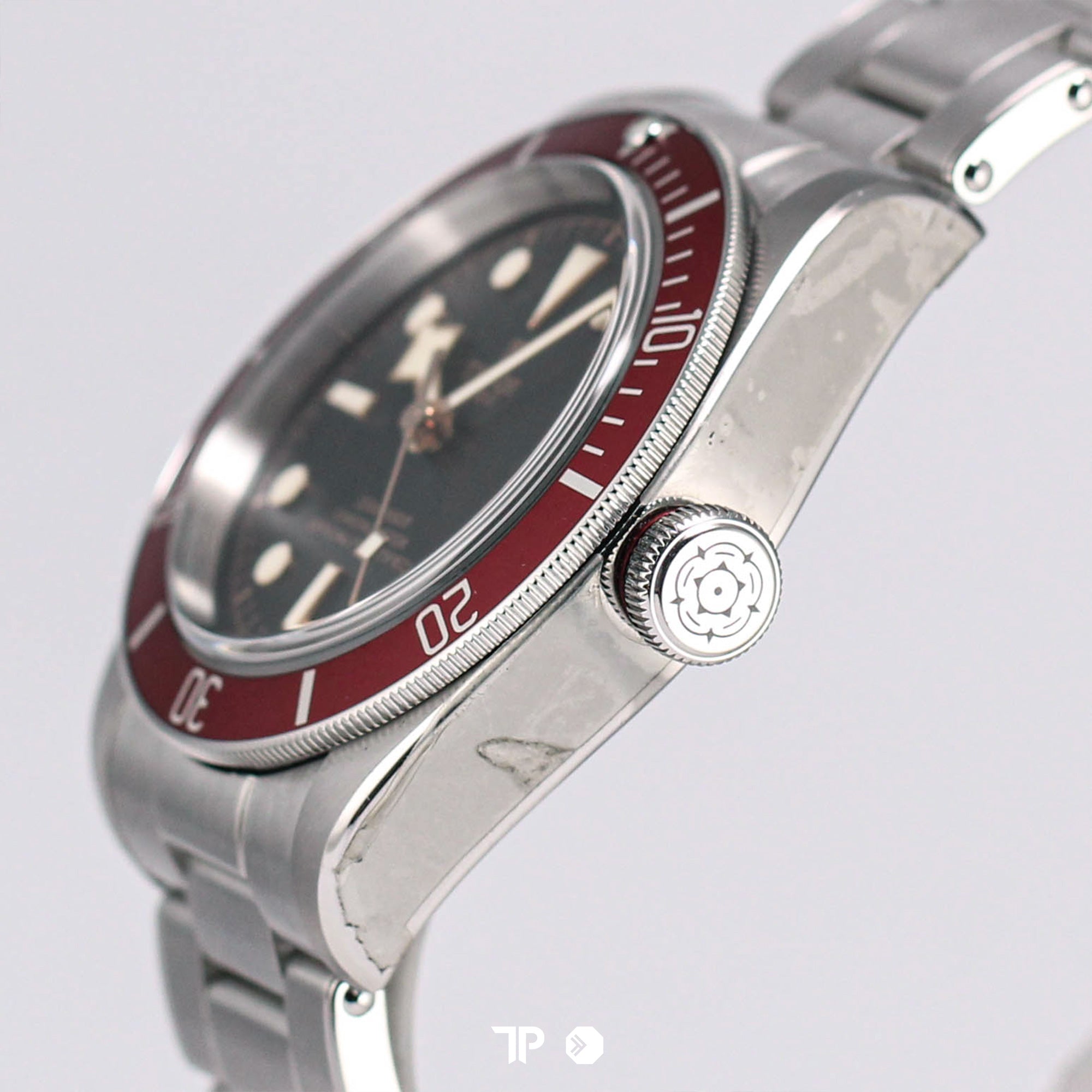 Black Bay Red Burgundy 41mm (2021)