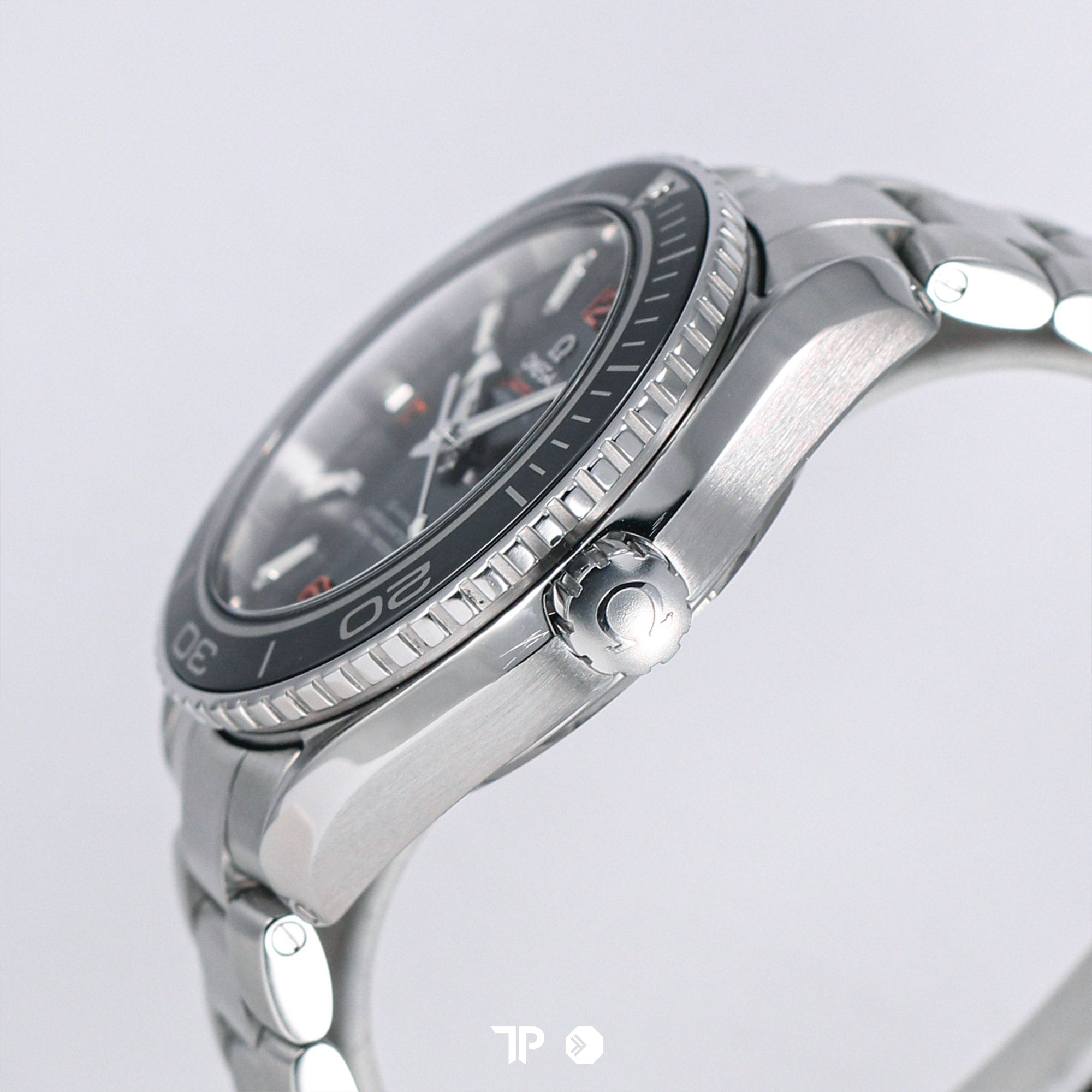 Seamaster Planet Ocean Ceramic James Bond “SKYFALL” 45mm Orange Index (2013)