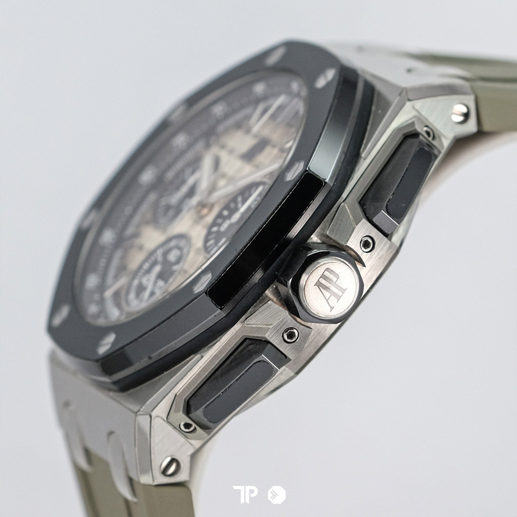 ROO Taupe Ceramic Bezel (2021)
