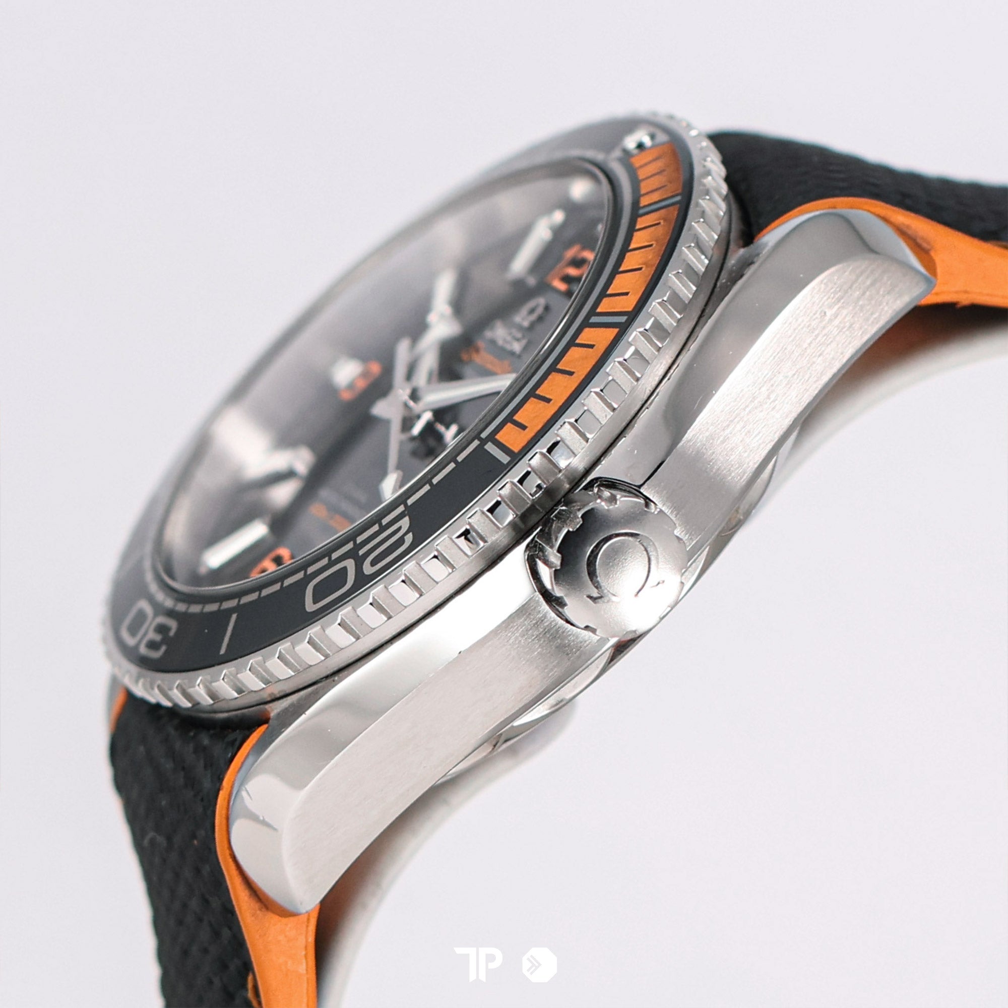 Seamaster Planet Ocean Black Orange (2018)