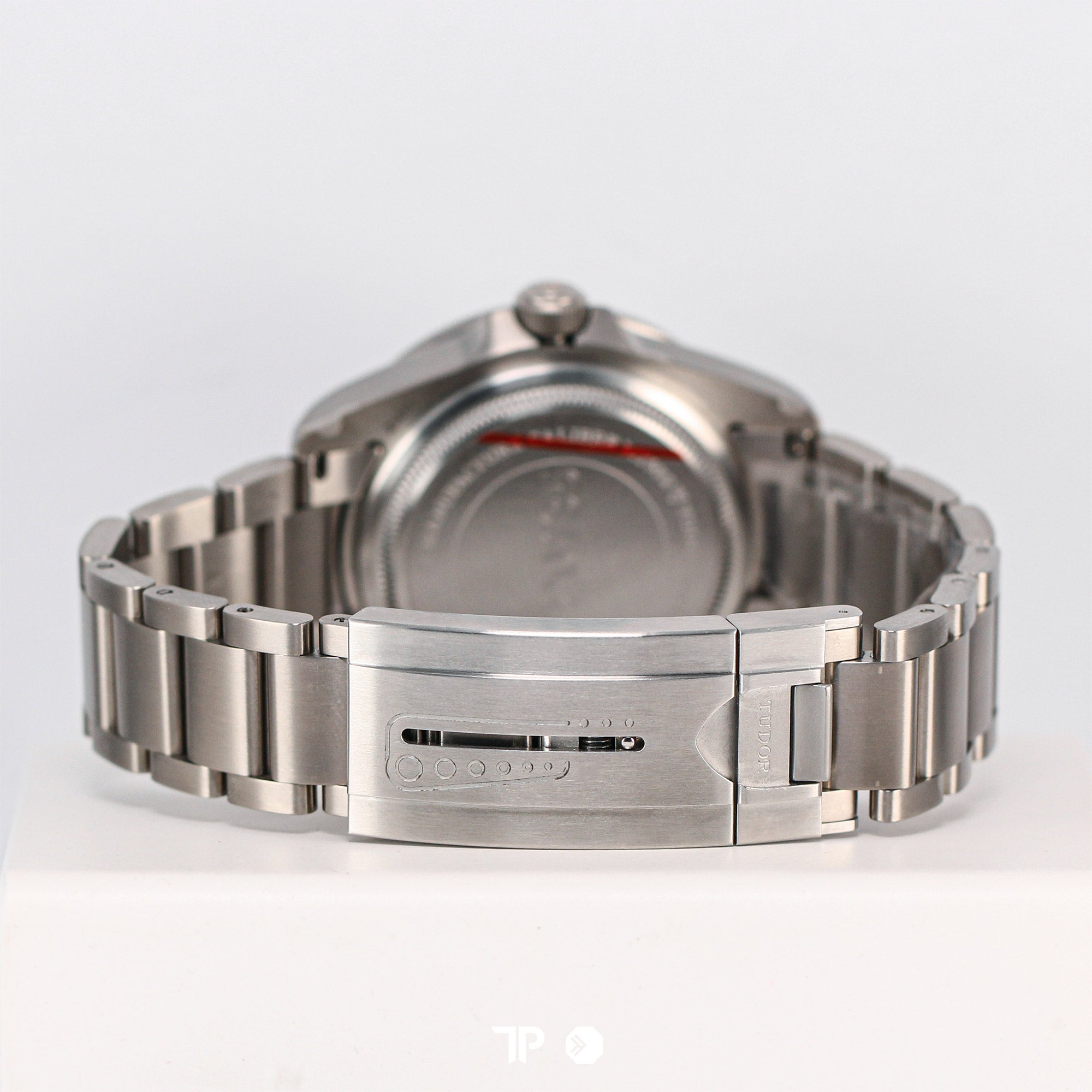 Pelagos Black LHD Titanium NEW 42mm (2024)