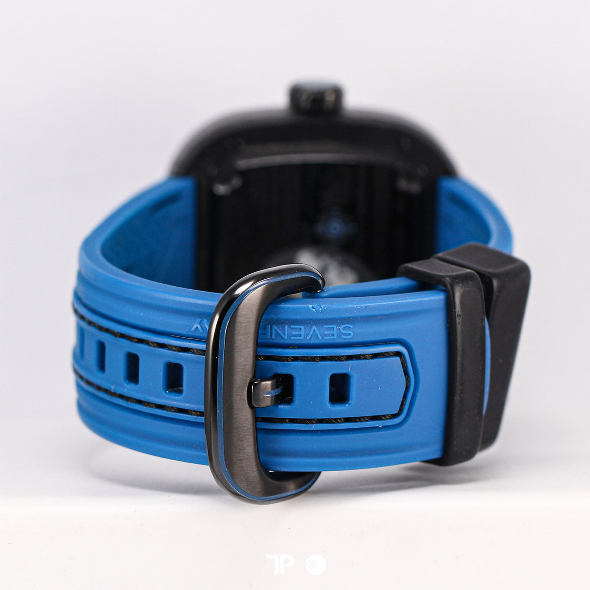 SEVENFRIDAY S3/02 Carbon Edition (2019)