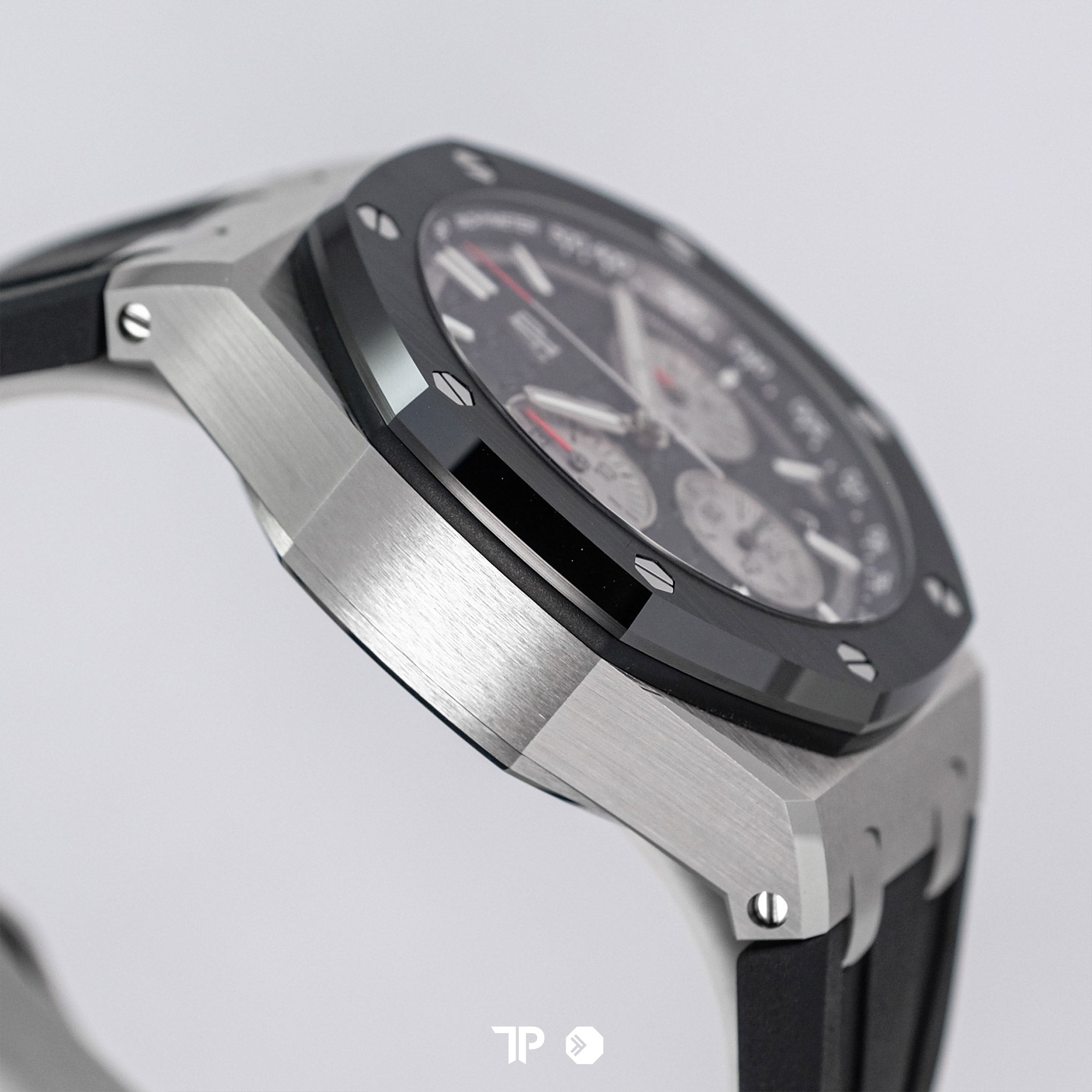 ROO Novelty Ceramic 43mm (NEW 2023)
