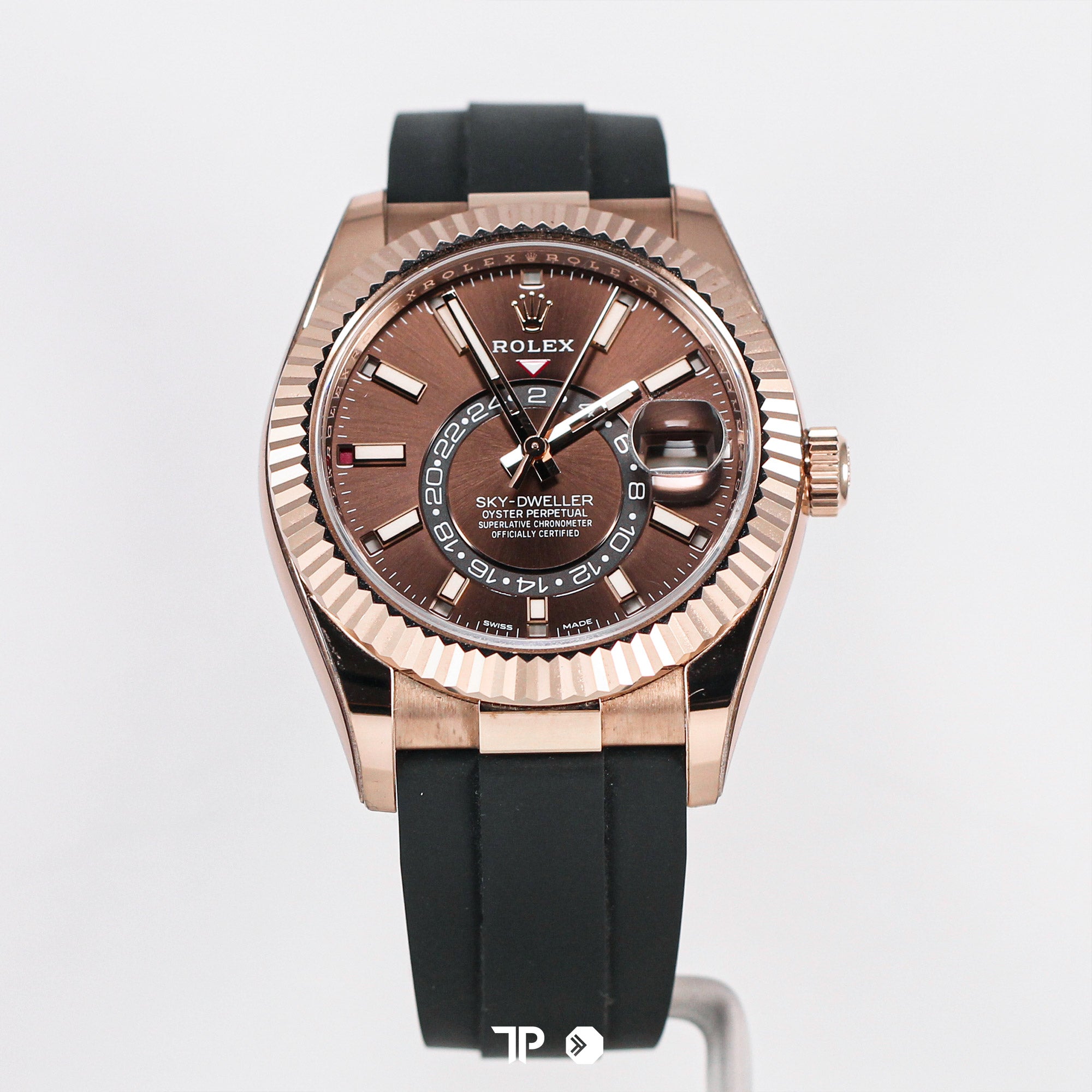 Sky-Dweller 42mm Two Tone Rosegold Choco Dial Rubber (2023)