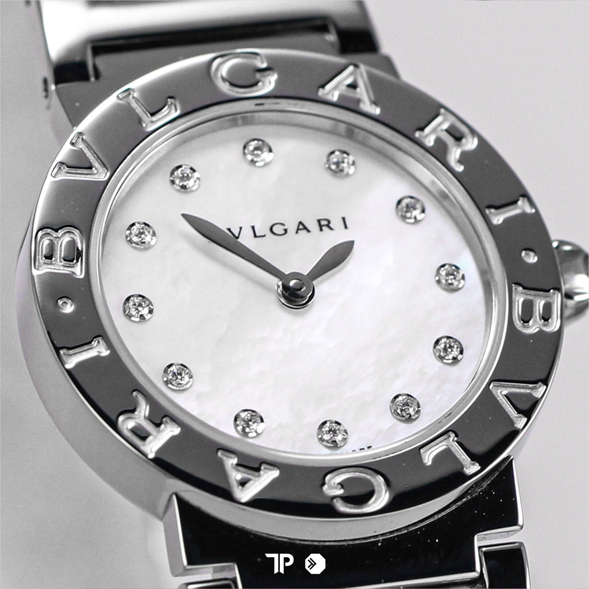 B Zero1 MOP White Diamond Bracelet 22mm