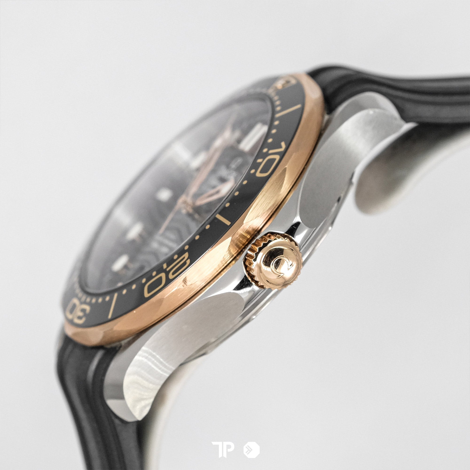 Seamaster Diver Sedna Rubber 42mm (2022)