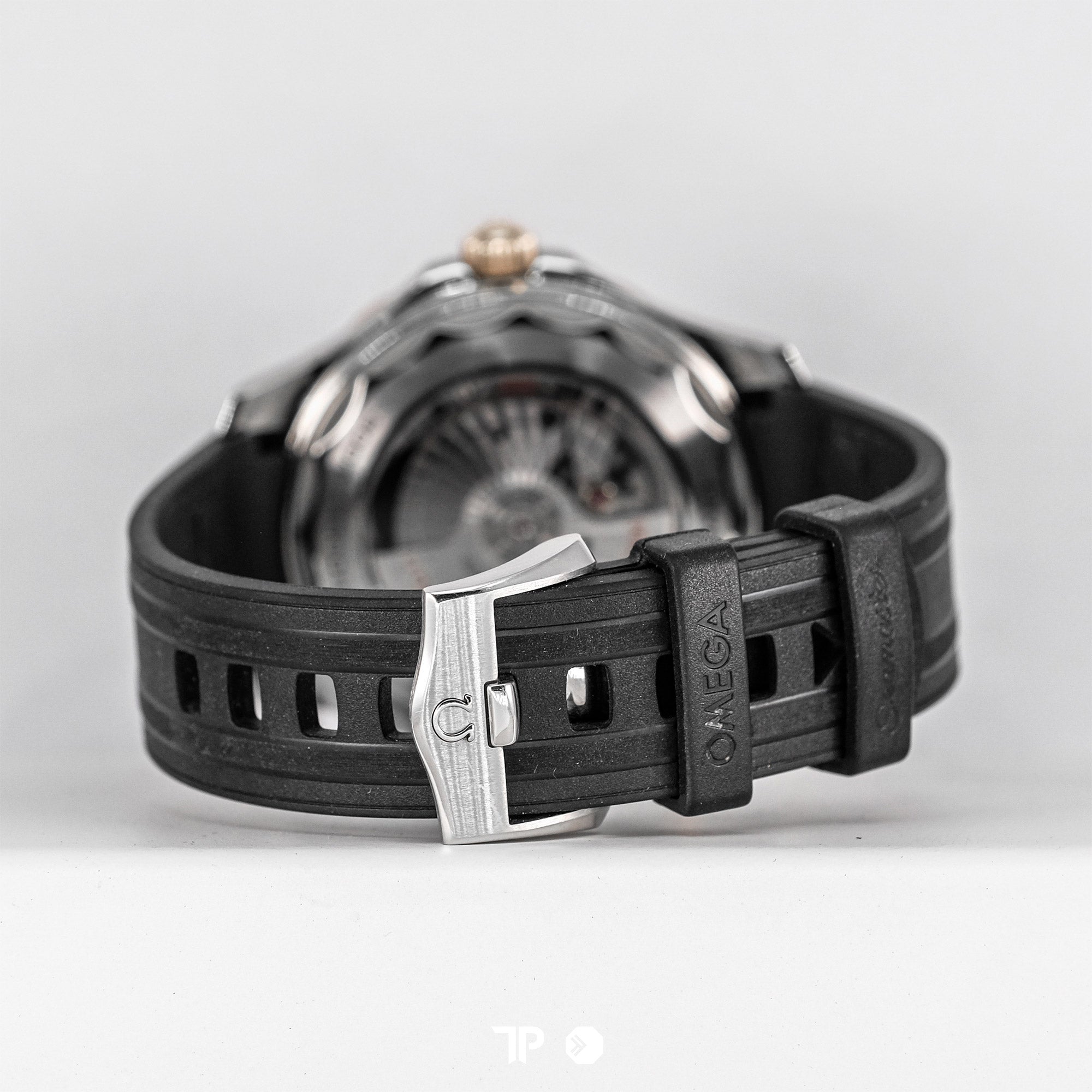 Seamaster Diver Sedna Rubber 42mm (2022)
