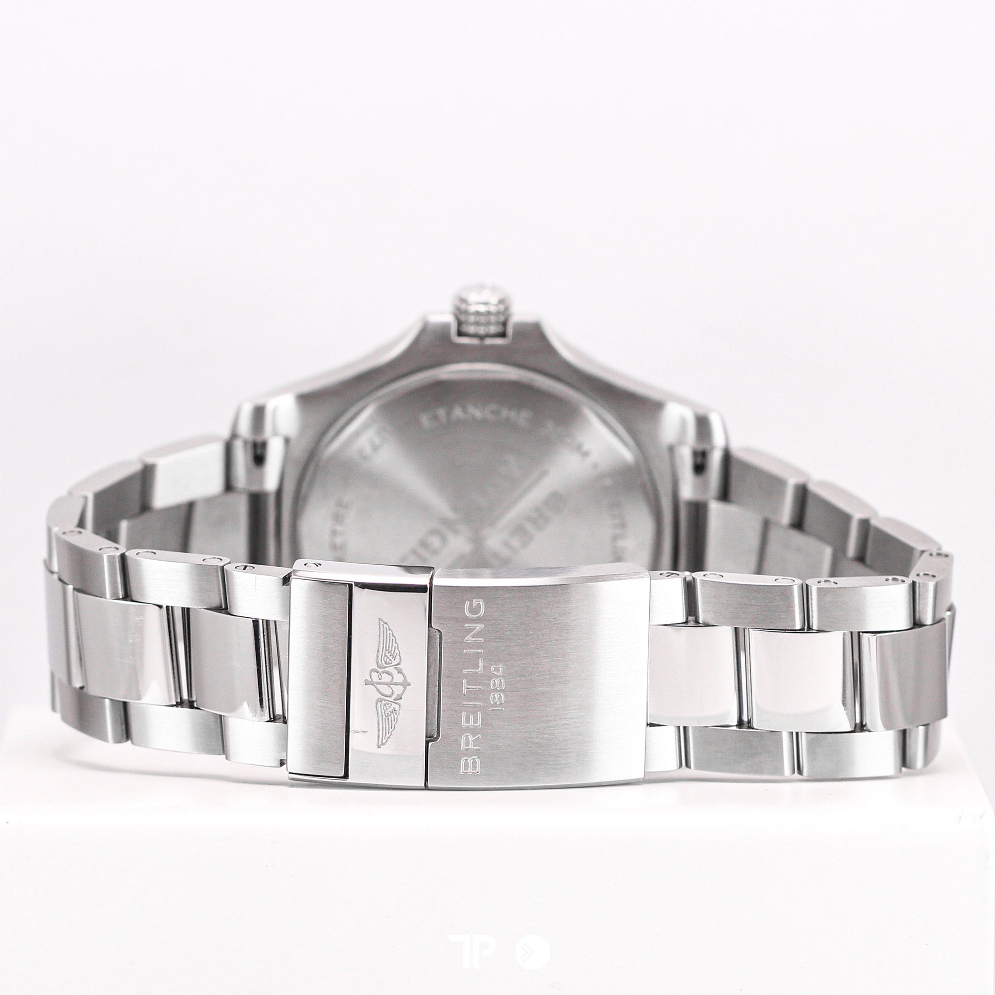 Avenger Black 43mm (2023)