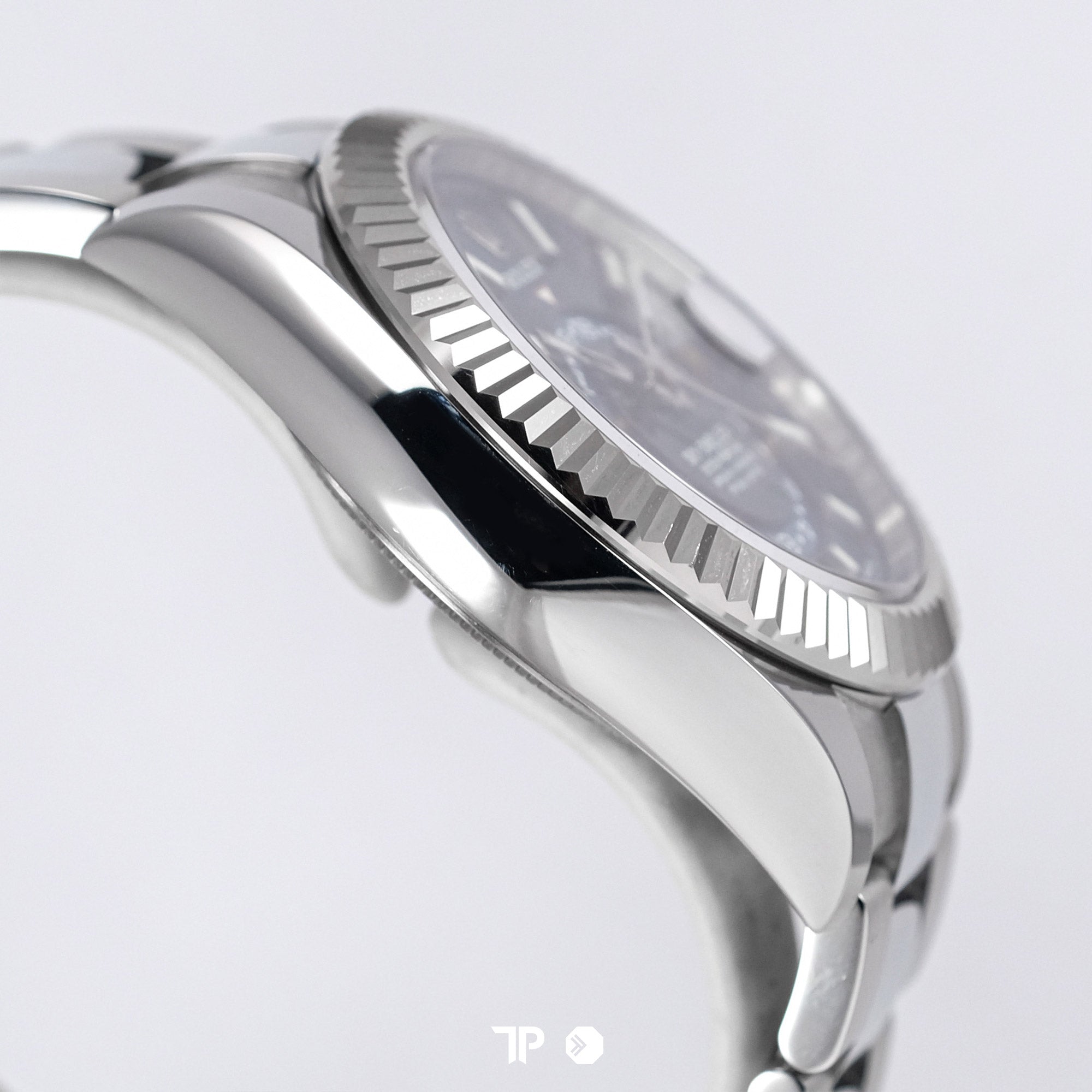 SKYDWELLER BLUE OYSTER 42mm