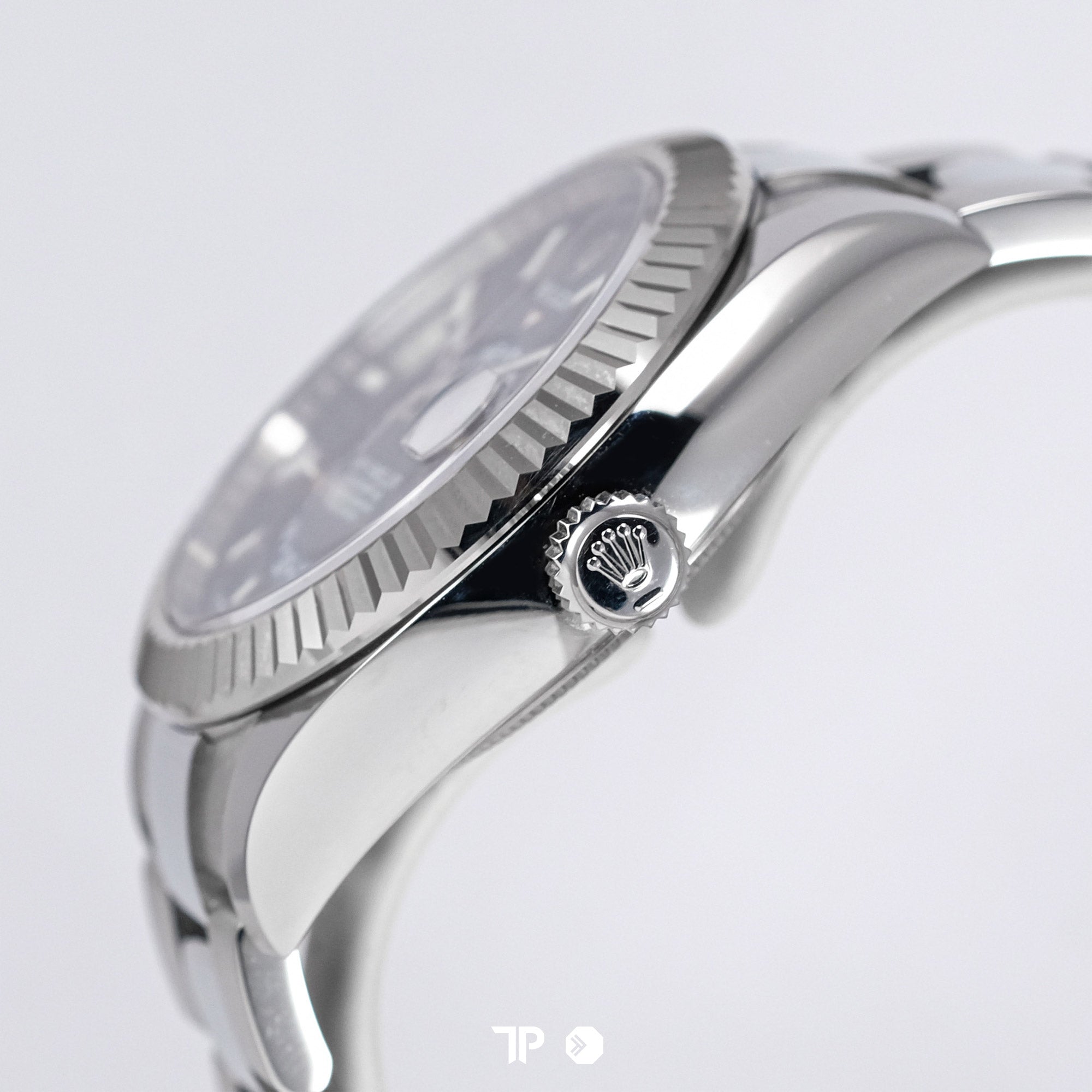 SKYDWELLER BLUE OYSTER 42mm