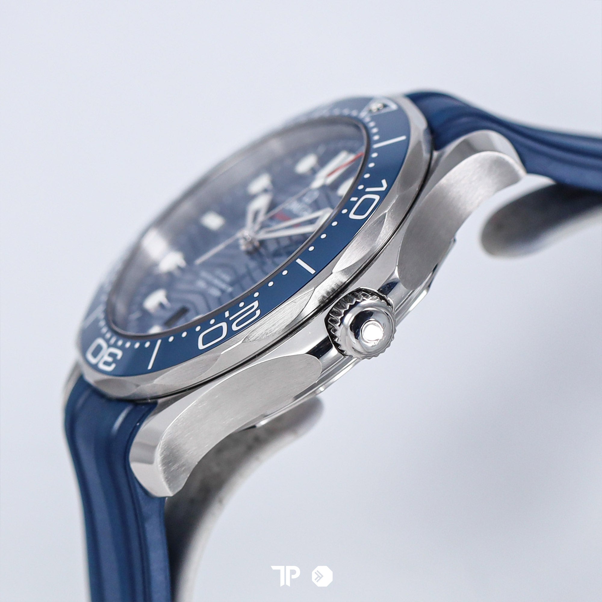 Seamaster Diver Blue Wave Dial Rubber Strap (2024)