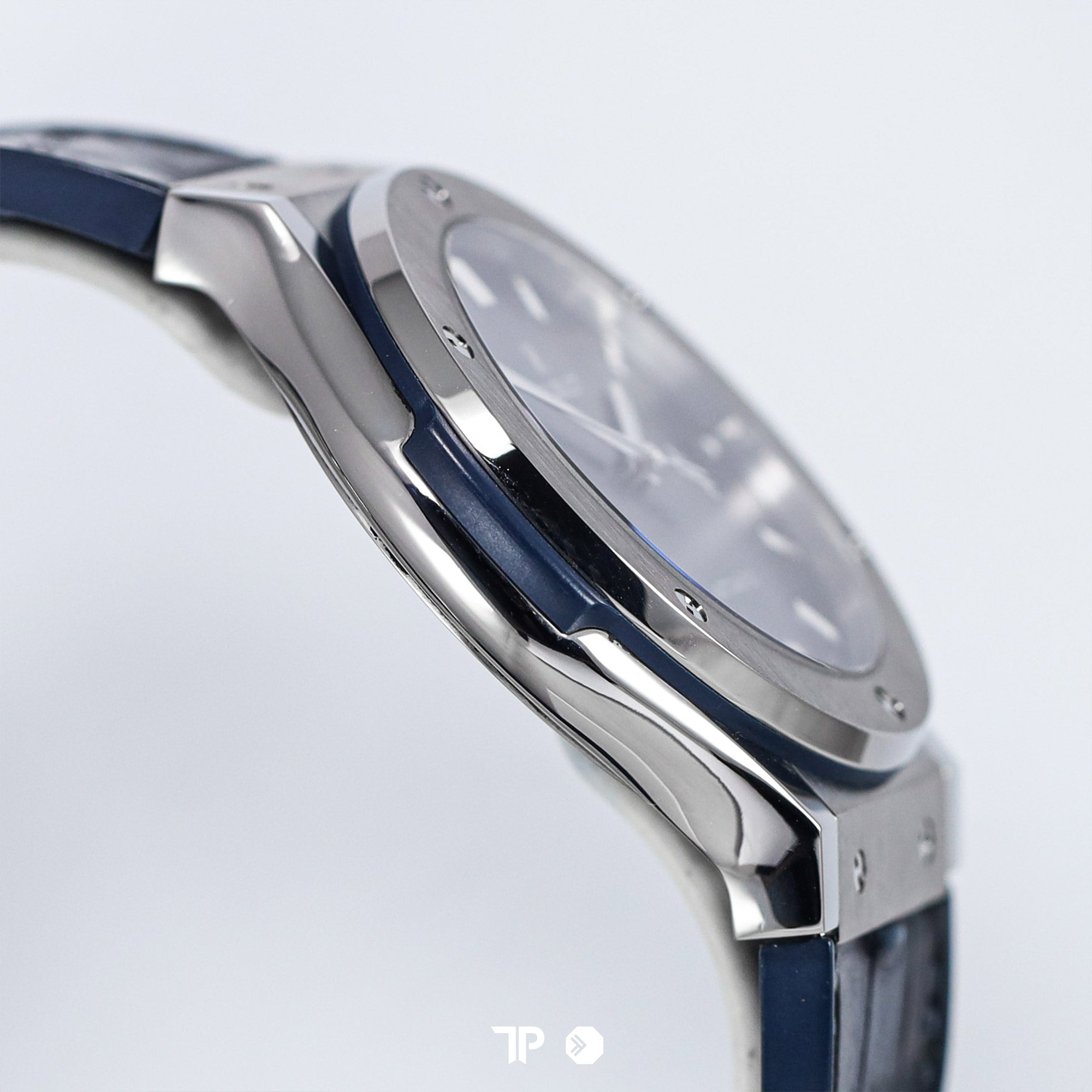Classic Fusion 45mm Blue Titanium Leather (2020)