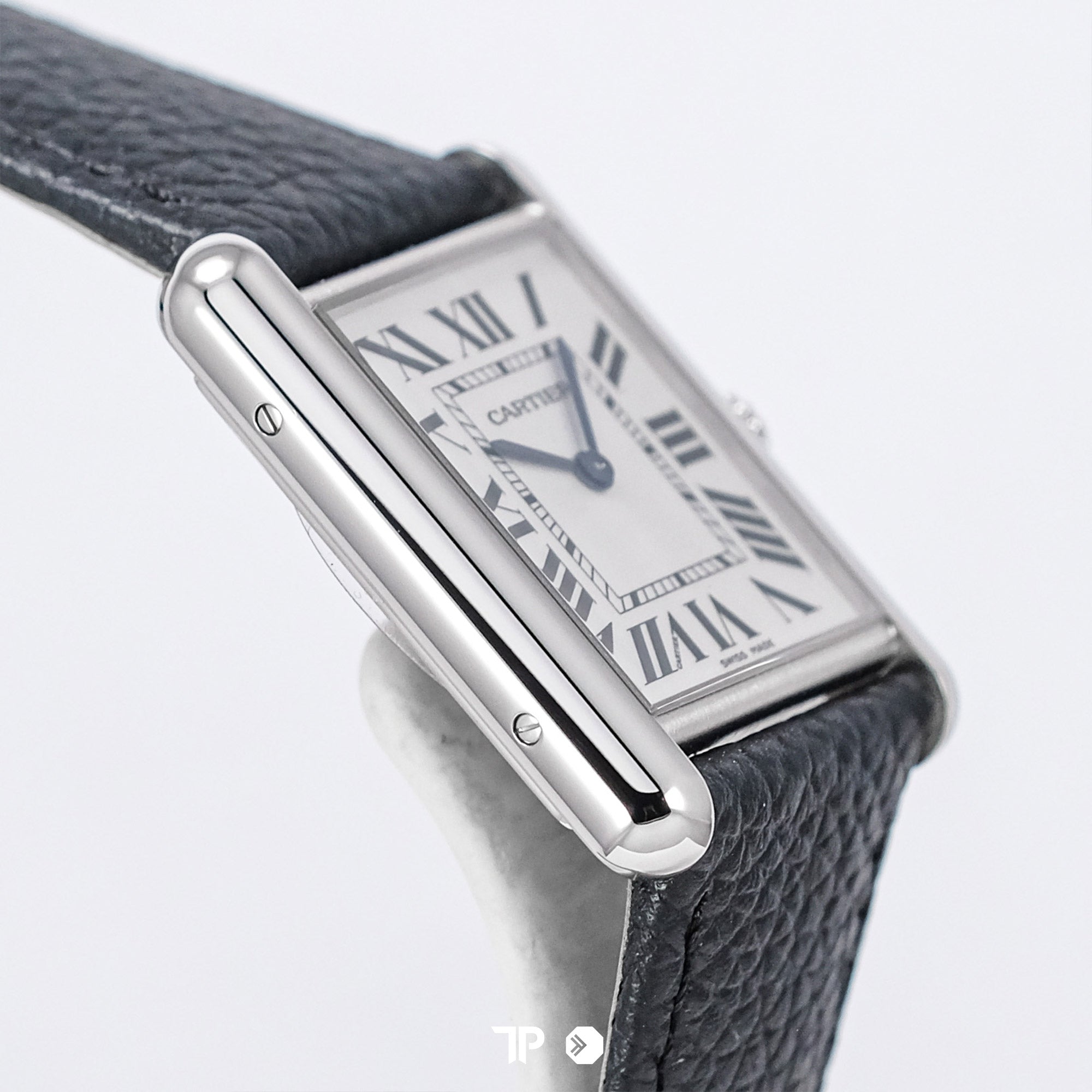 Tank Must White Large 33mm NEW (2025)