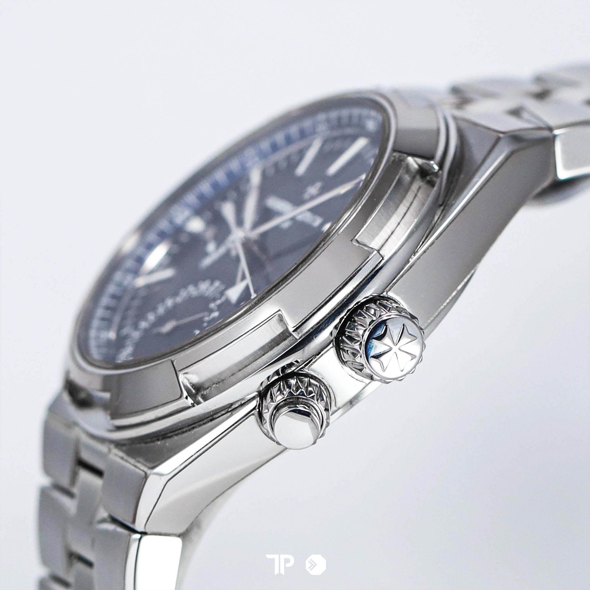 Overseas Blue Dial 5500v Dualtime (2018)