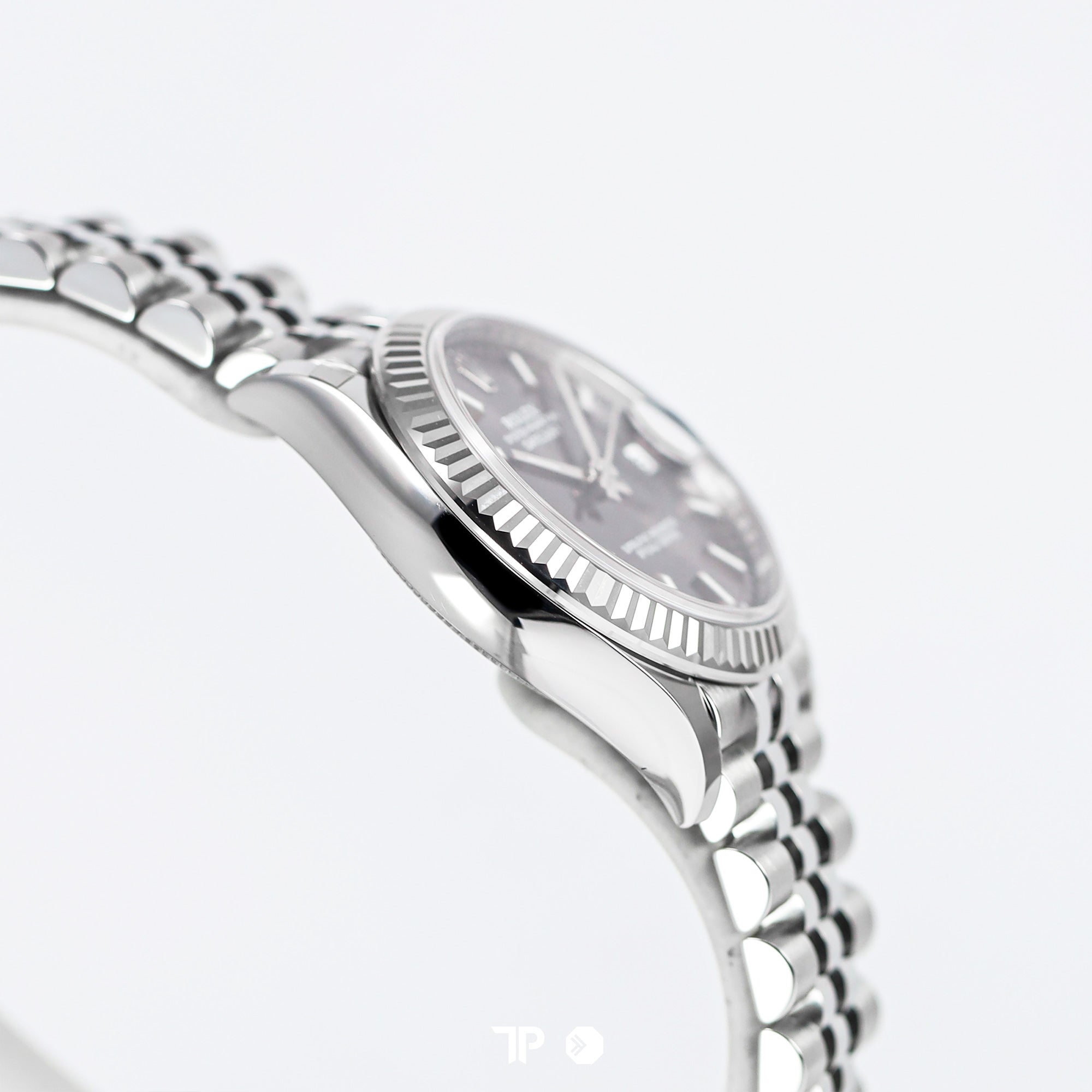 Datejust 31 Dark Grey Stick Index White Gold Fluted Bezel Jubilee (2025)