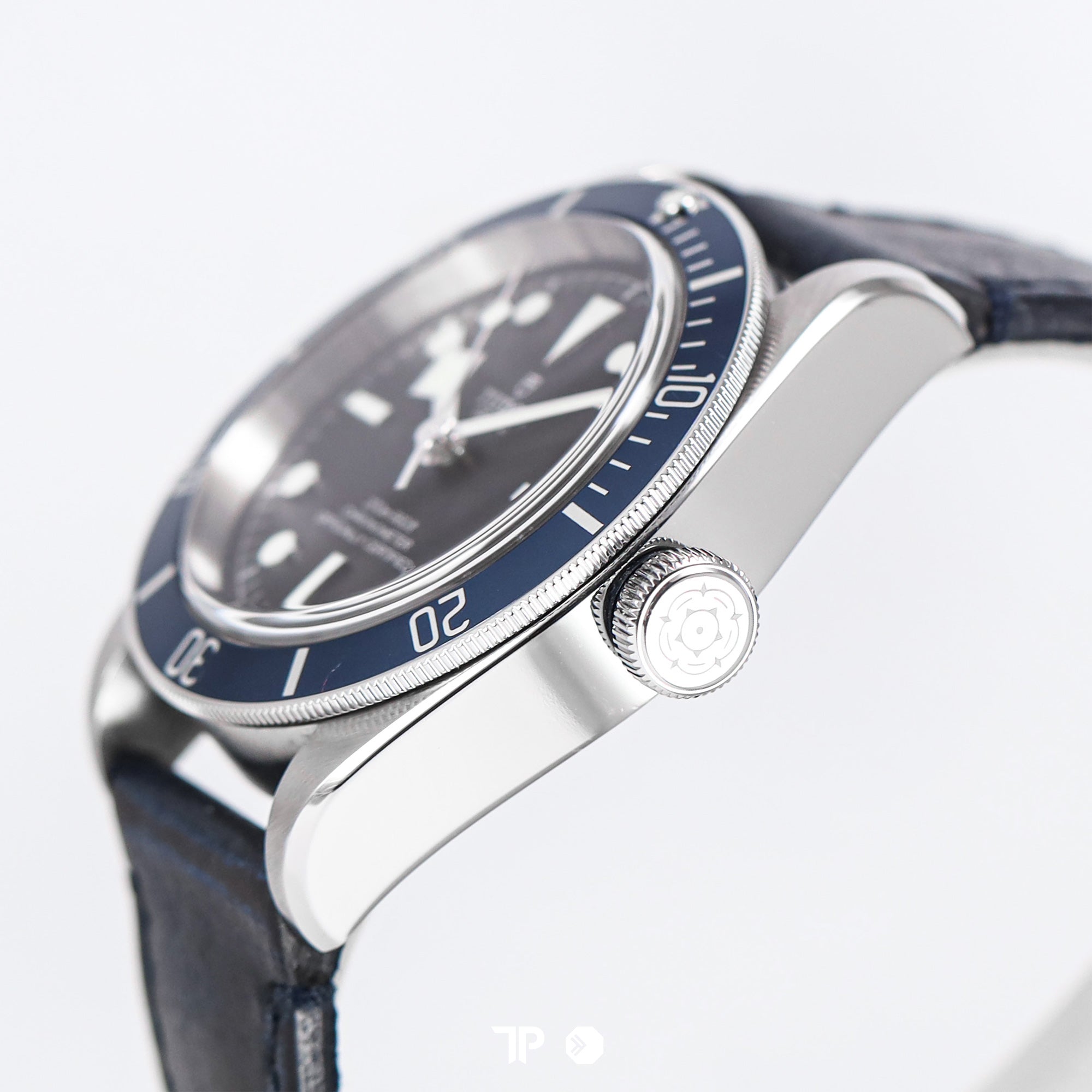 BlackBay 41 Blue Bezel Black Dial Leather (2018)