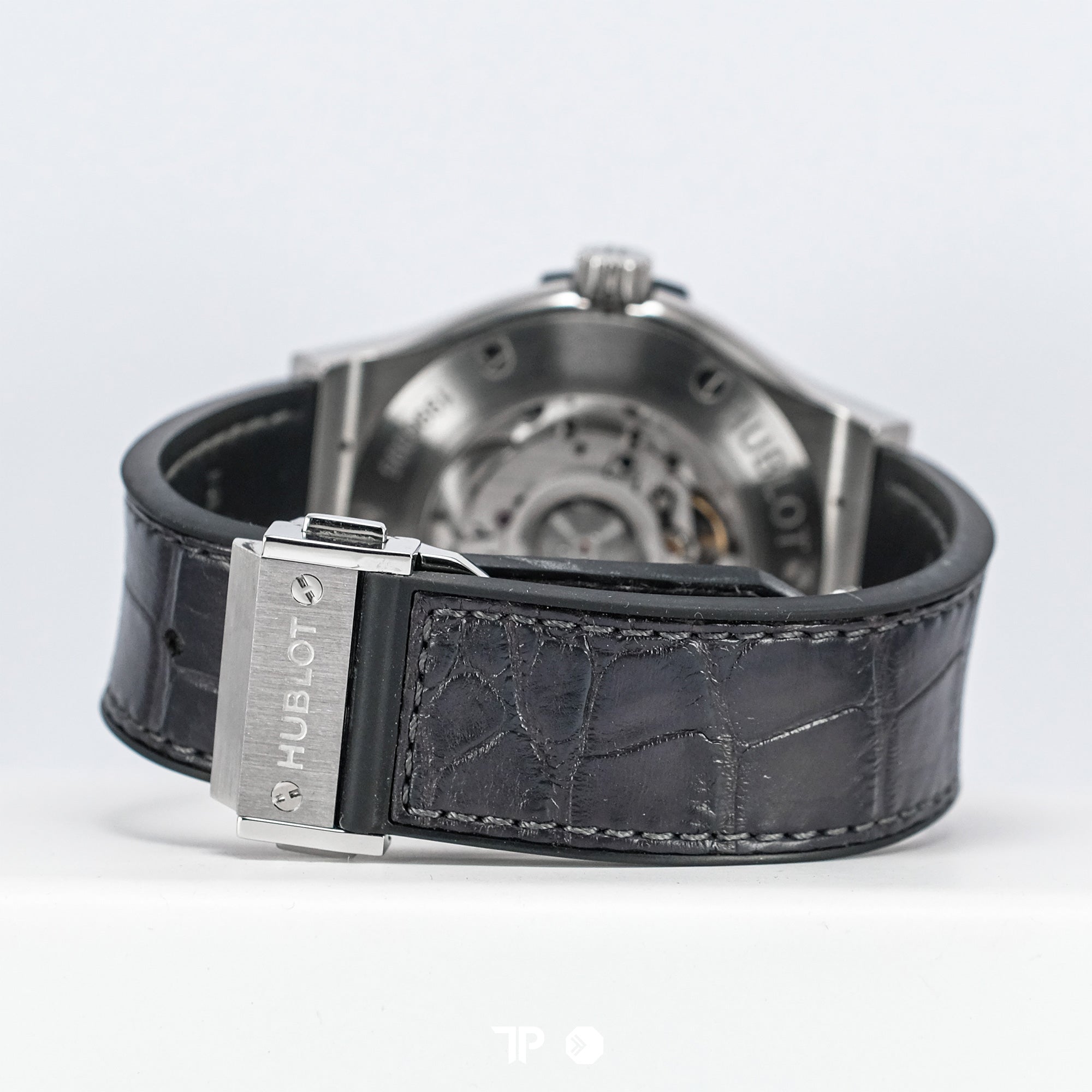 Classic Fusion Grey Titanium 42mm (2024)