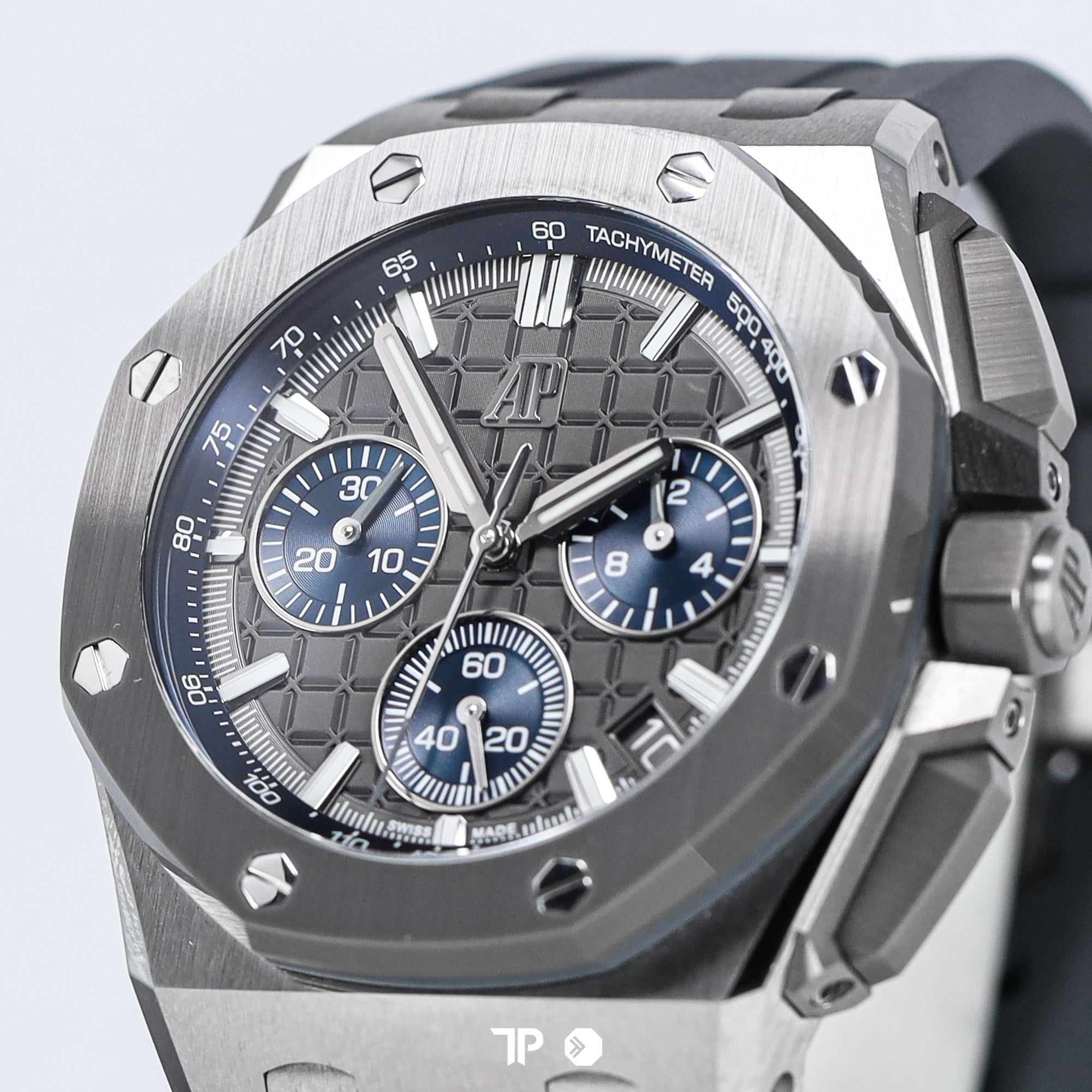 Royal Oak Offshore Chronograph Grey Dial Titanium Rubber 43mm NEW (2021)