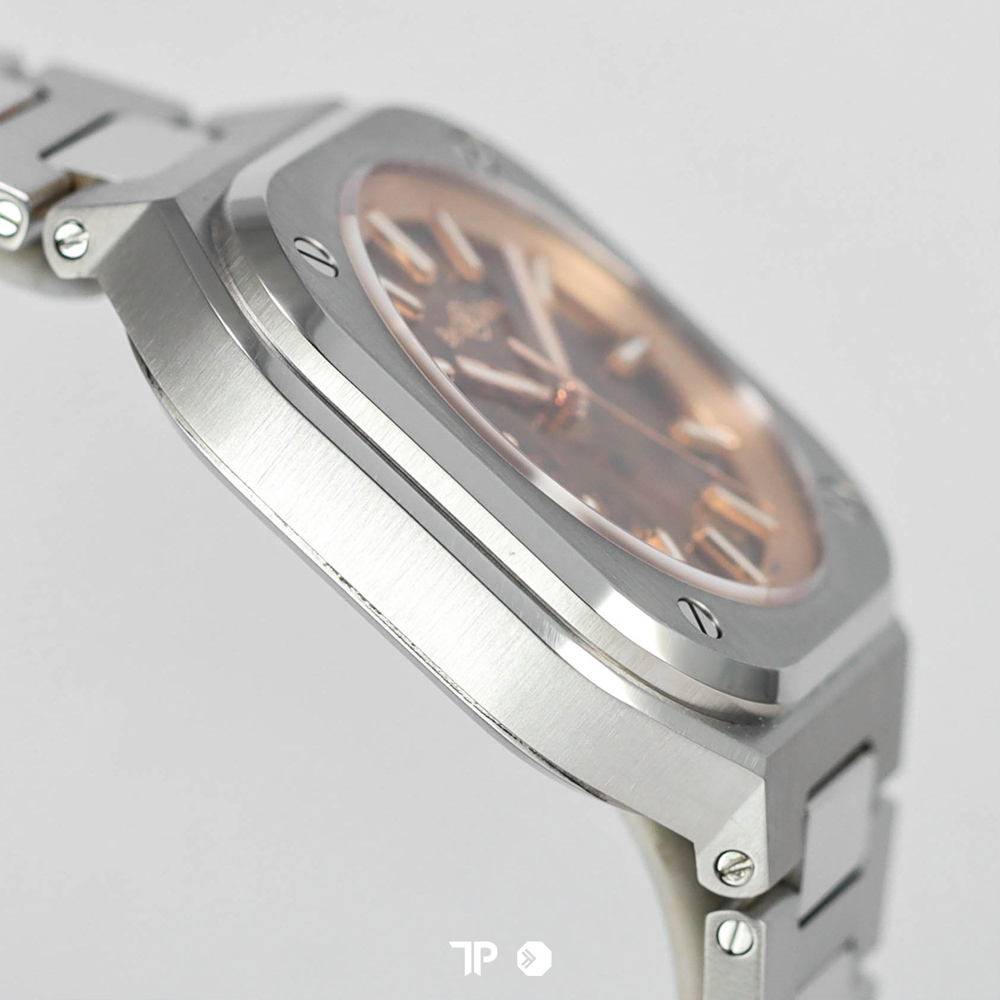 BR-05 Skeleton Golden 40mm (2024)