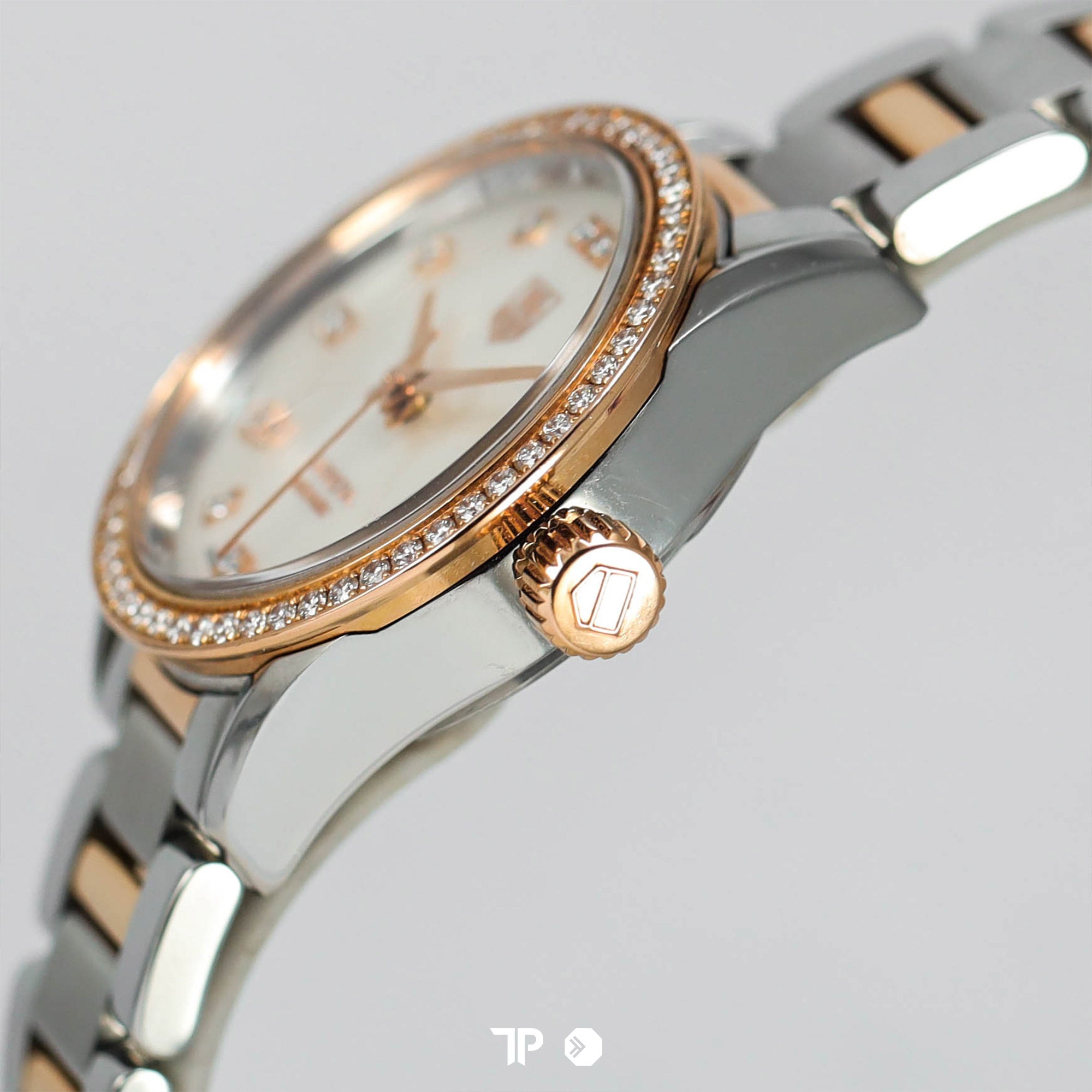 Carrera Cal 9 Ladies MOP Diamond 28mm (2022)