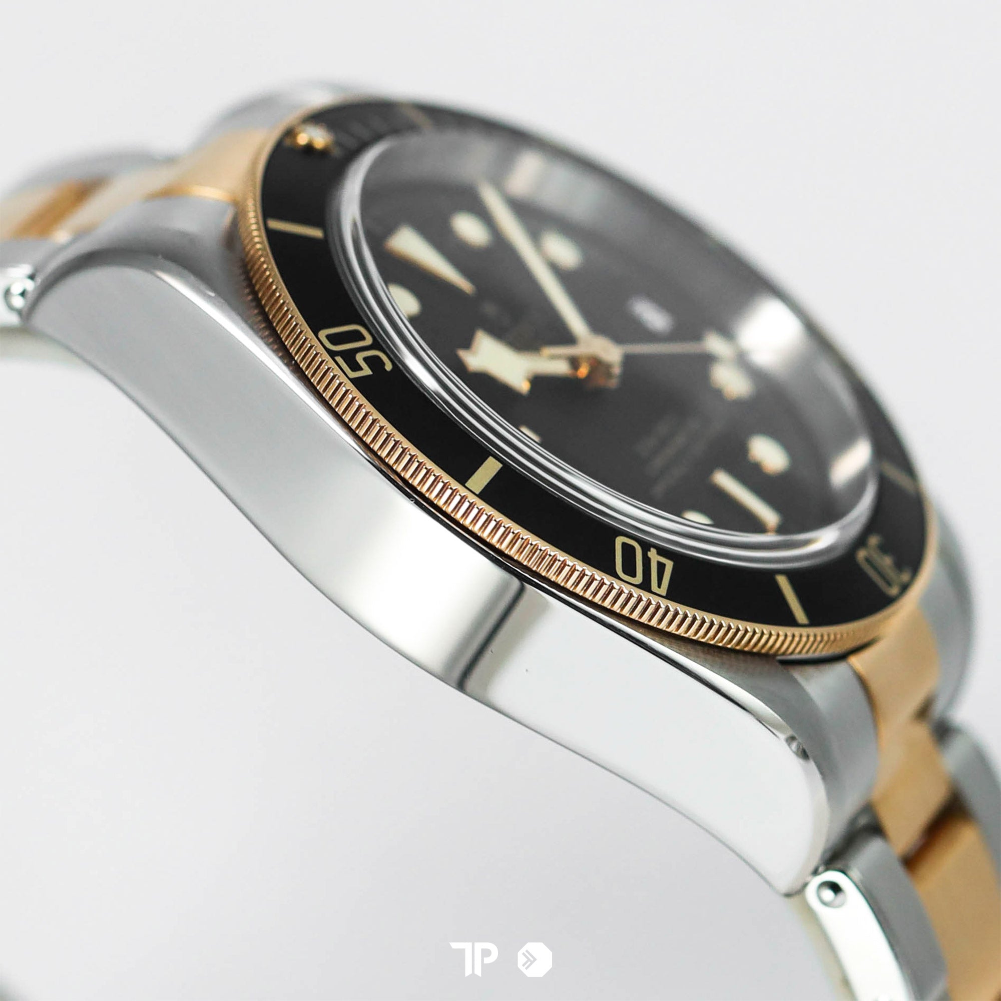 Blackbay 41 S&G Heritage Black Twotone Yelowgold Black Dial (2021)