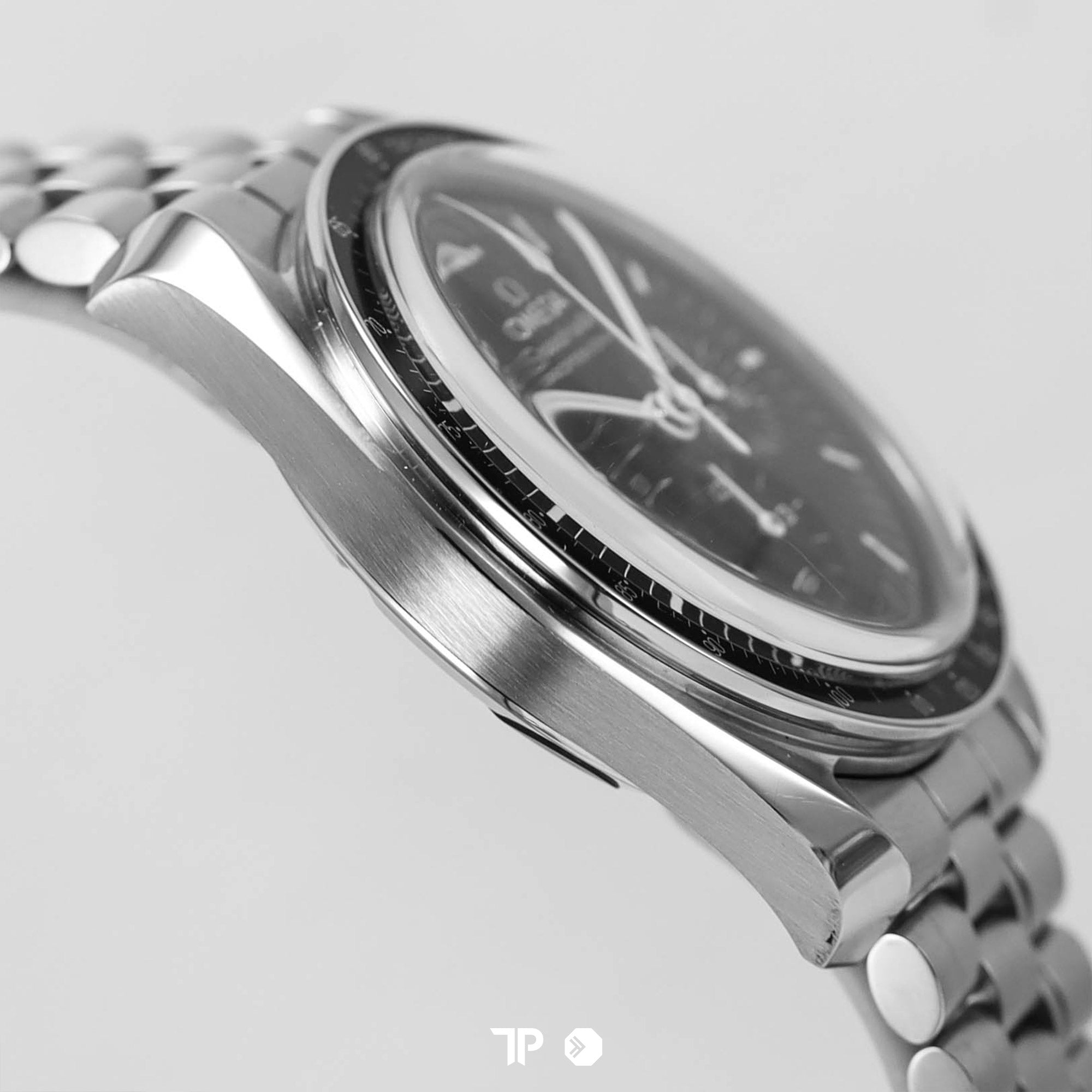 Speedmaster Hesalite Black Dial 42mm (2021)