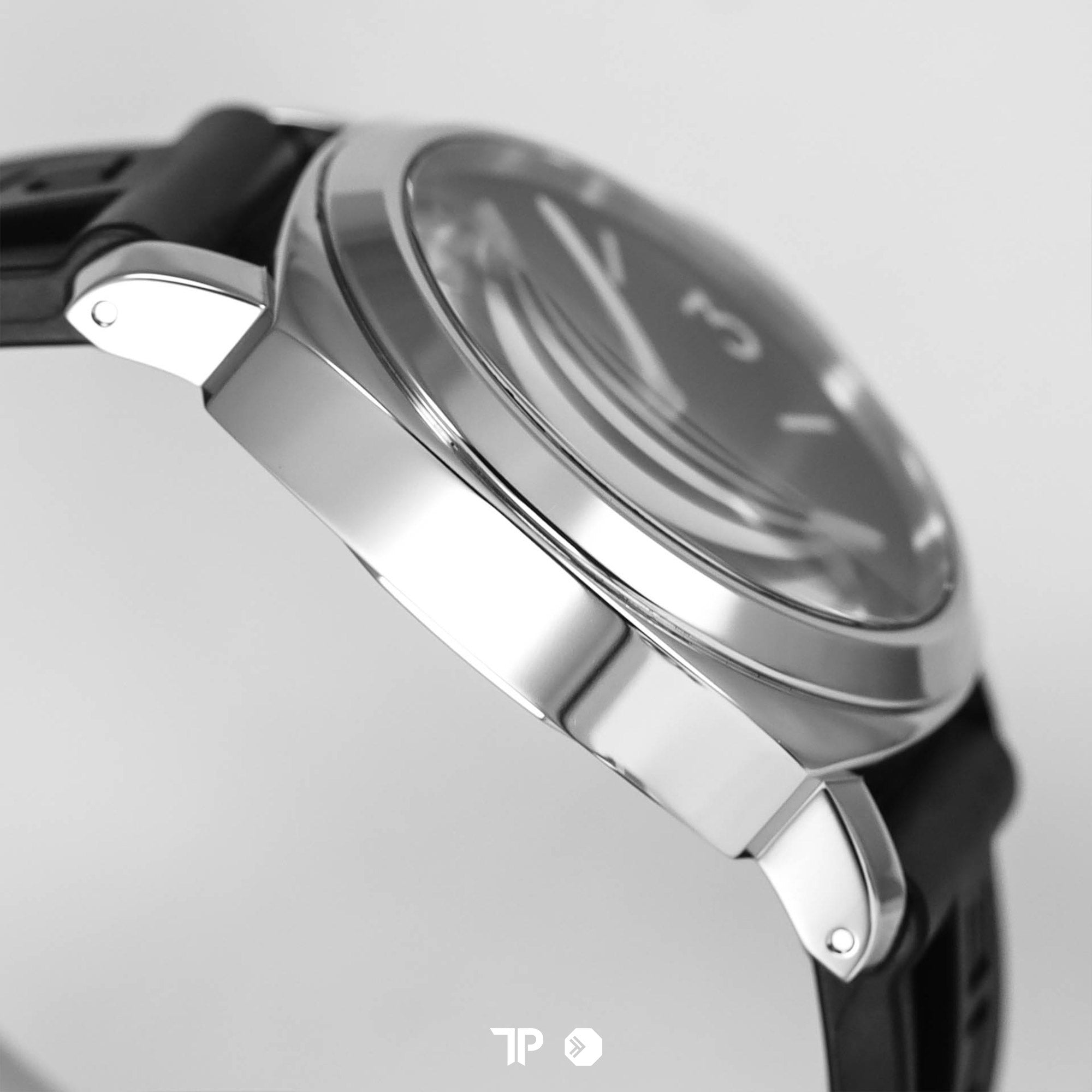Luminor Base Logo Steel PAM1086 44mm (2023)
