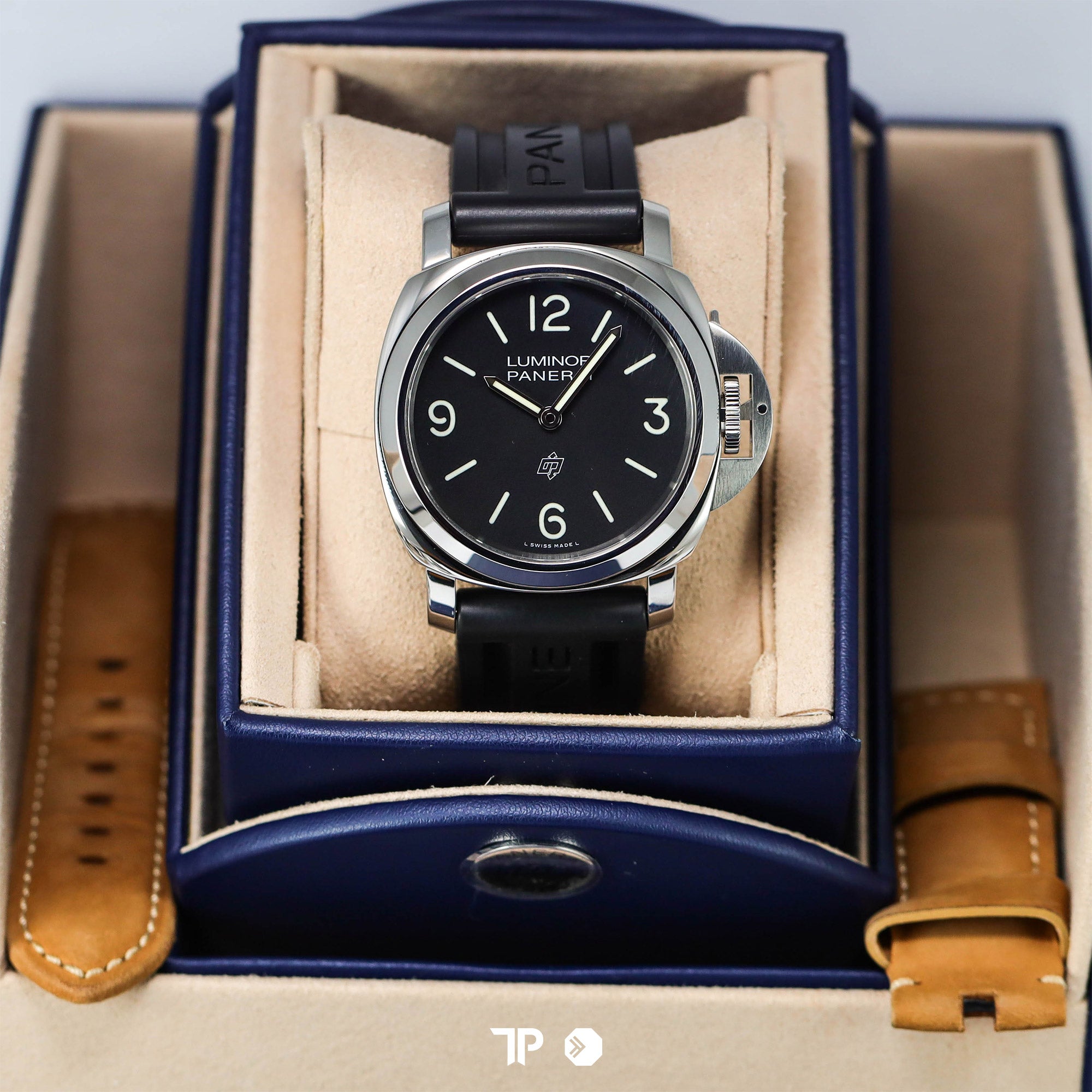 Luminor Base Logo Steel PAM1086 44mm (2023)