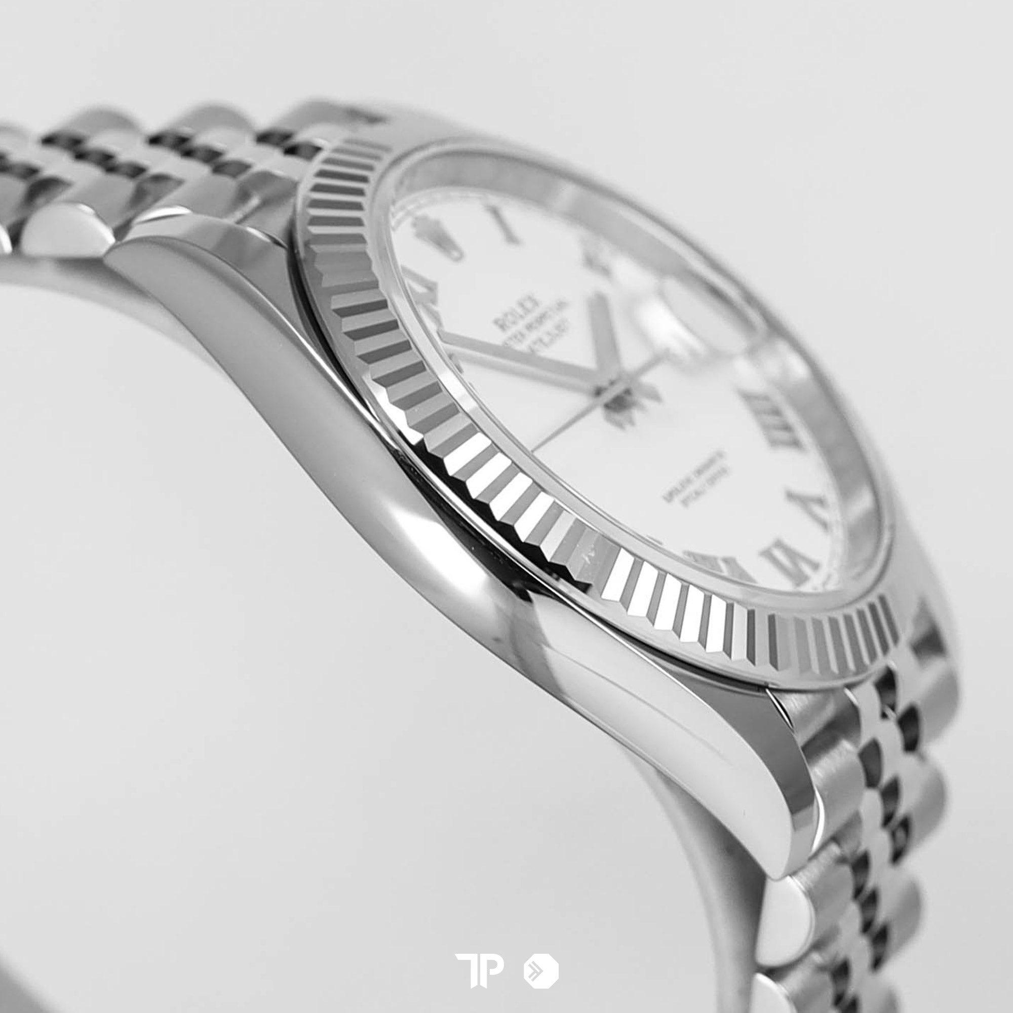 Datejust 41 White Roman Dial Fluted Bezel Jubilee NEW(2025)