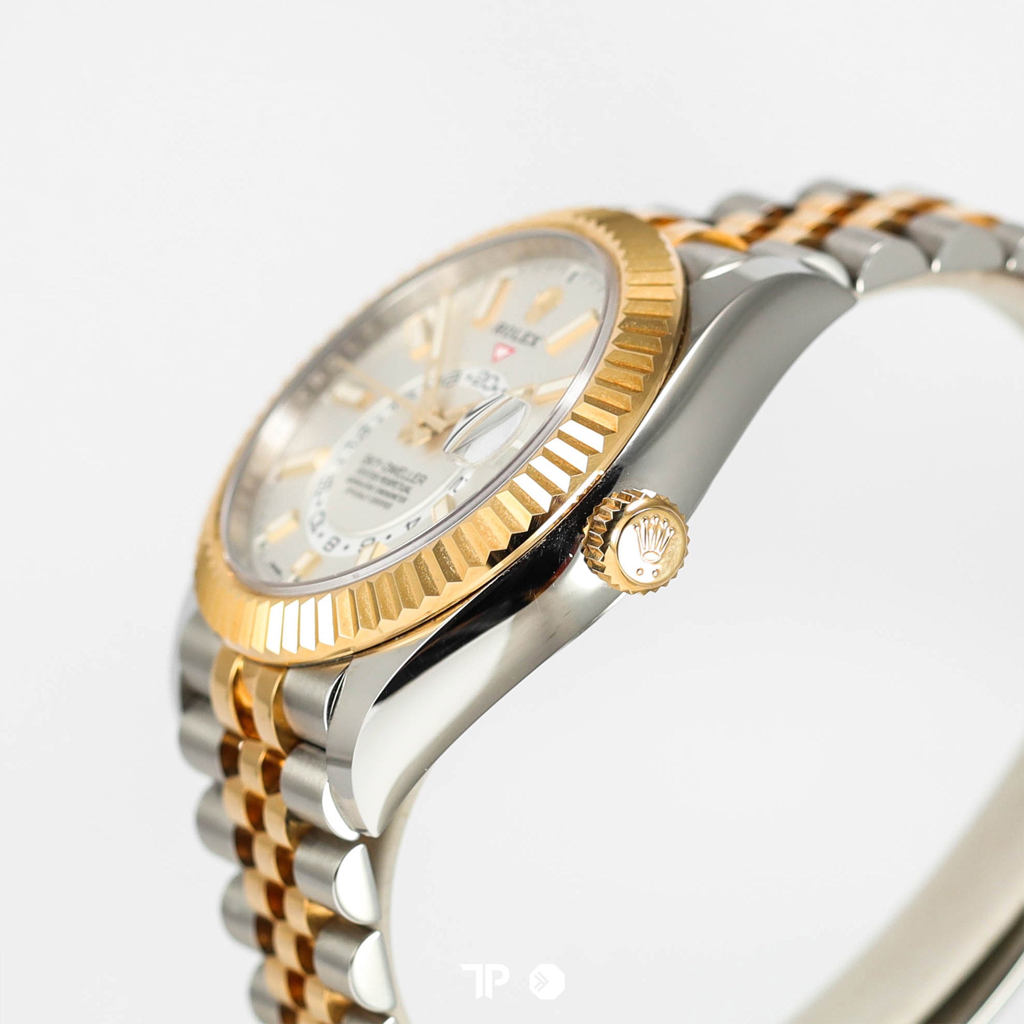 Sky-Dweller Two Tone Yellow Gold Jubilee White Dial 42mm (2023)
