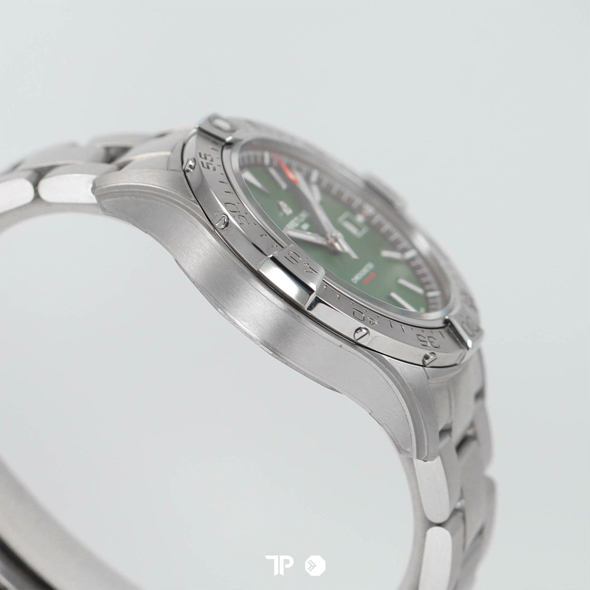 Avenger Green Dial 42mm Bracelet (2024)
