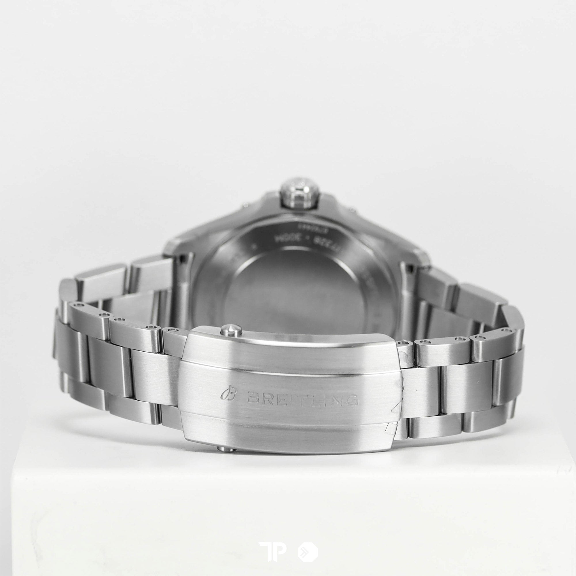 Avenger Green Dial 42mm Bracelet (2024)