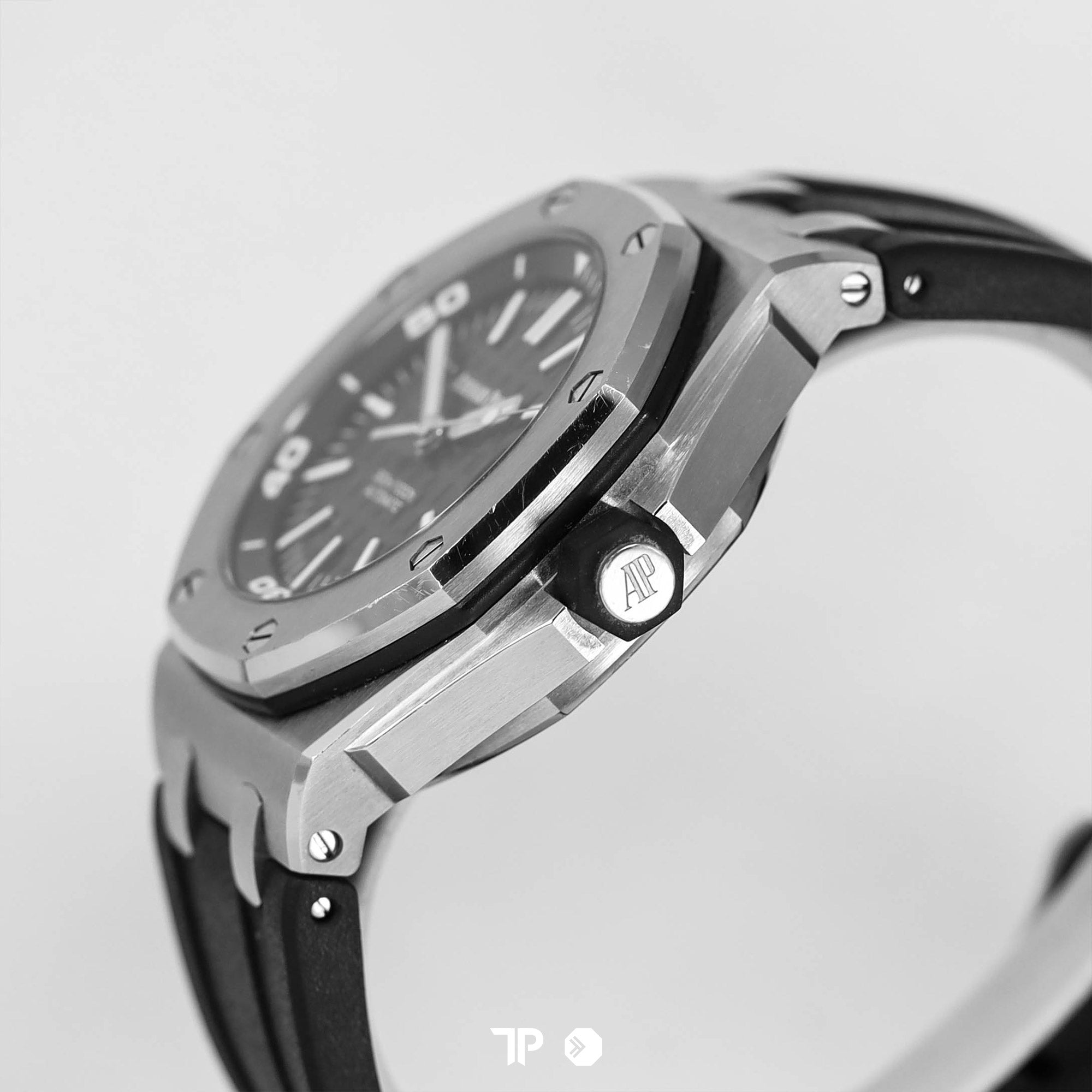 Royal Oak Offshore Diver Black Rubber 42mm (2011)