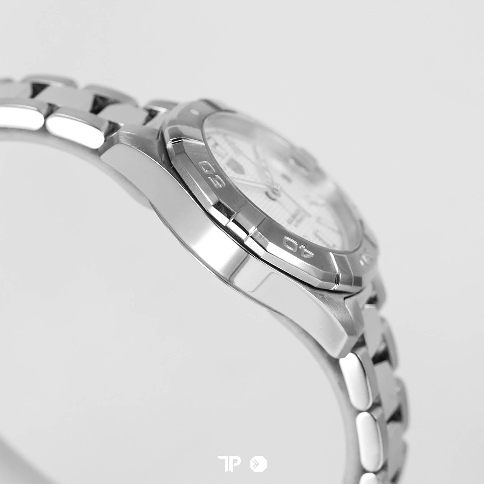 Aquaracer 300 Lady Cal 9 Automatic White 32mm (2019)
