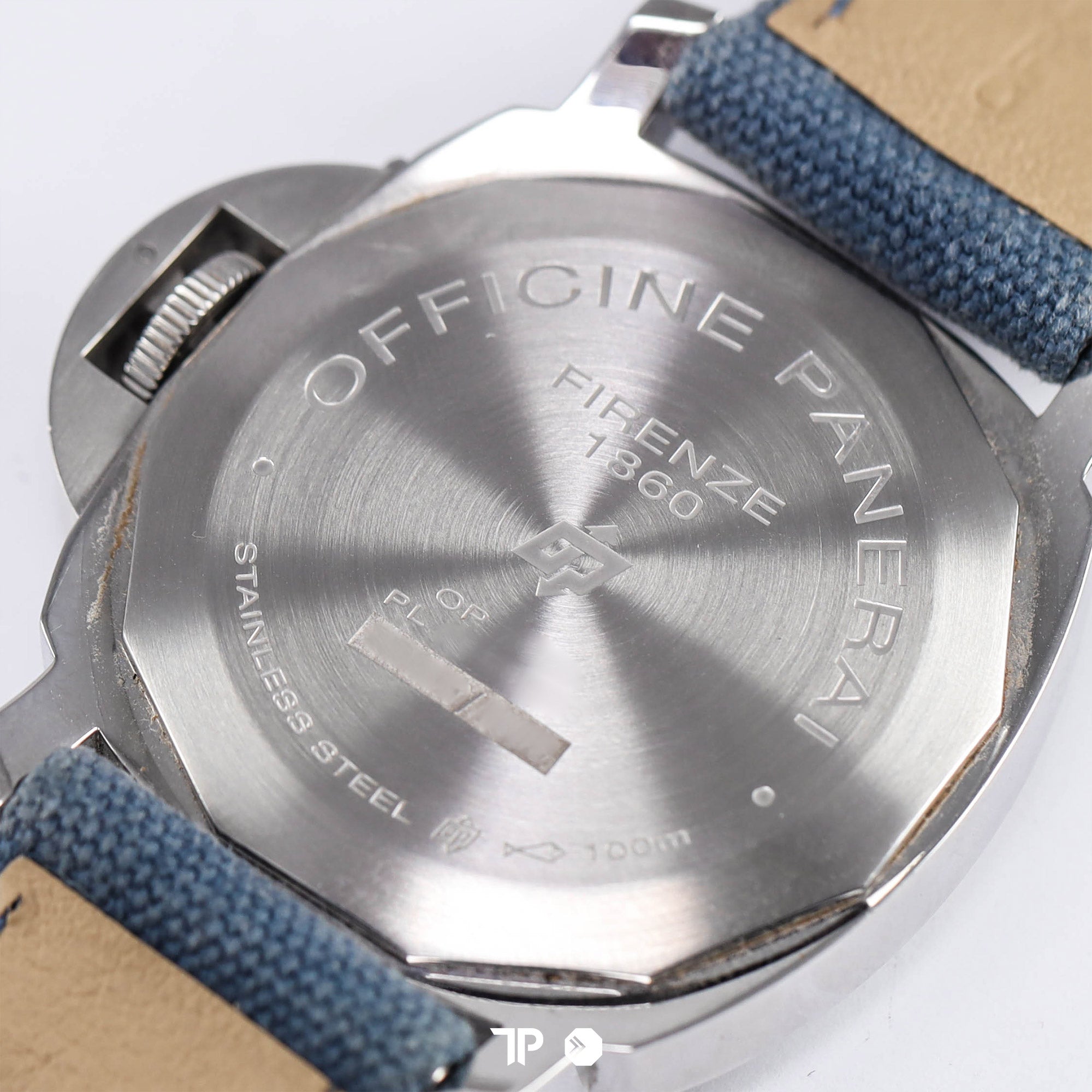 Luminor Base Logo 3 Days PAM777 44mm (2018)