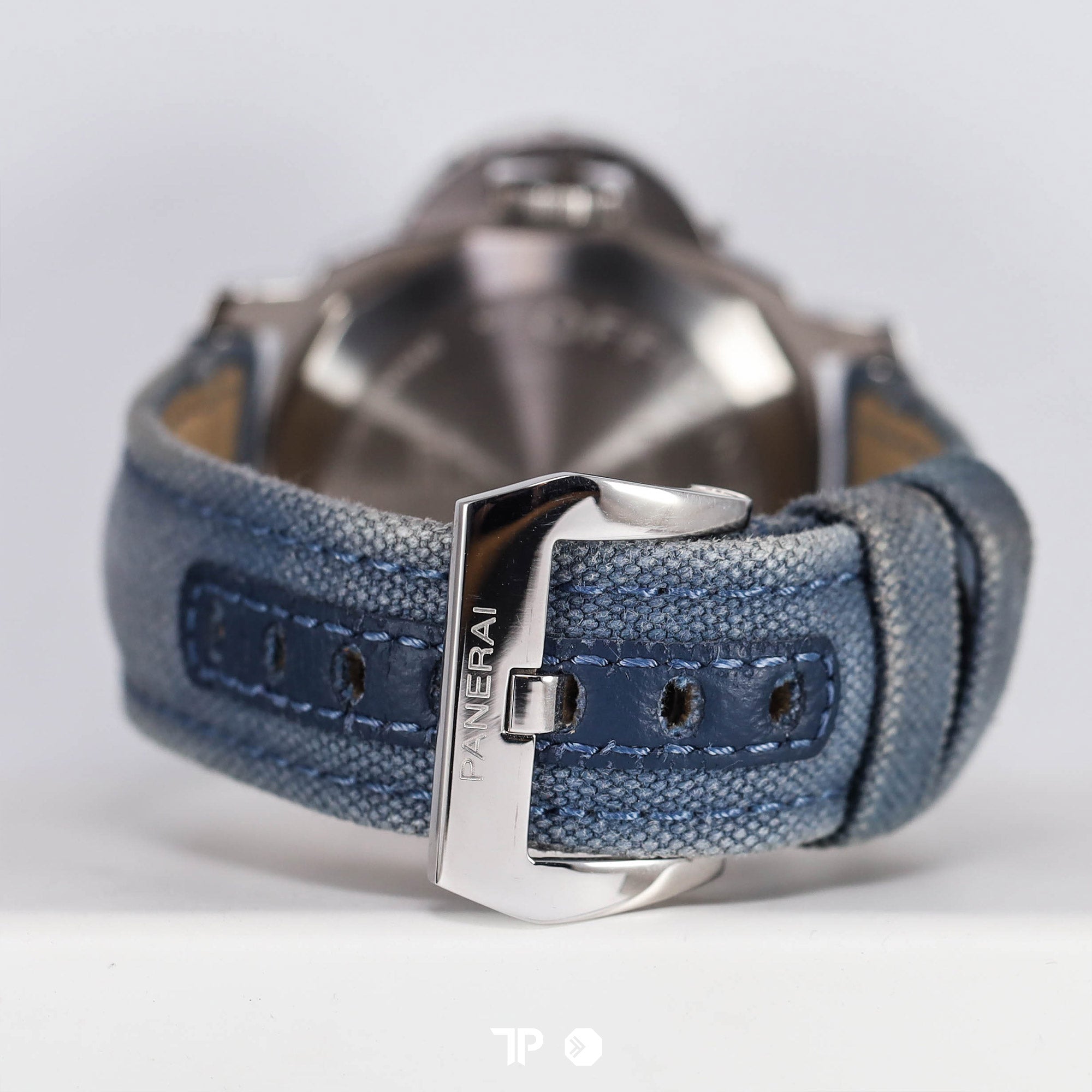 Luminor Base Logo 3 Days PAM777 44mm (2018)