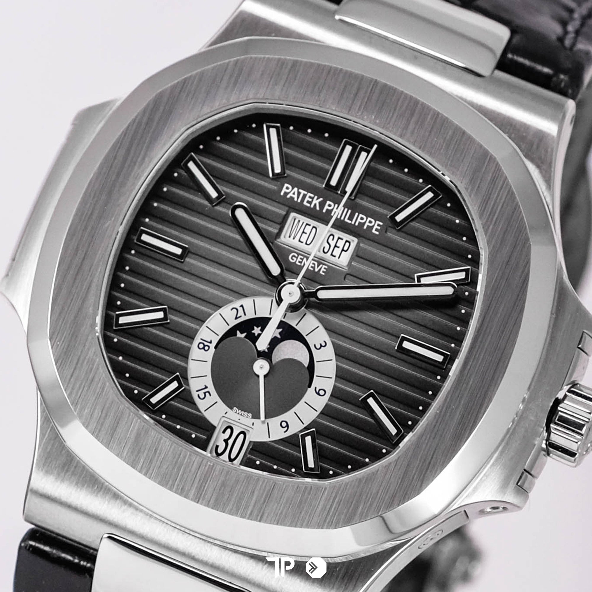 Nautilus 5726A Annual Calendar Moonphase 40.5mm (2022)